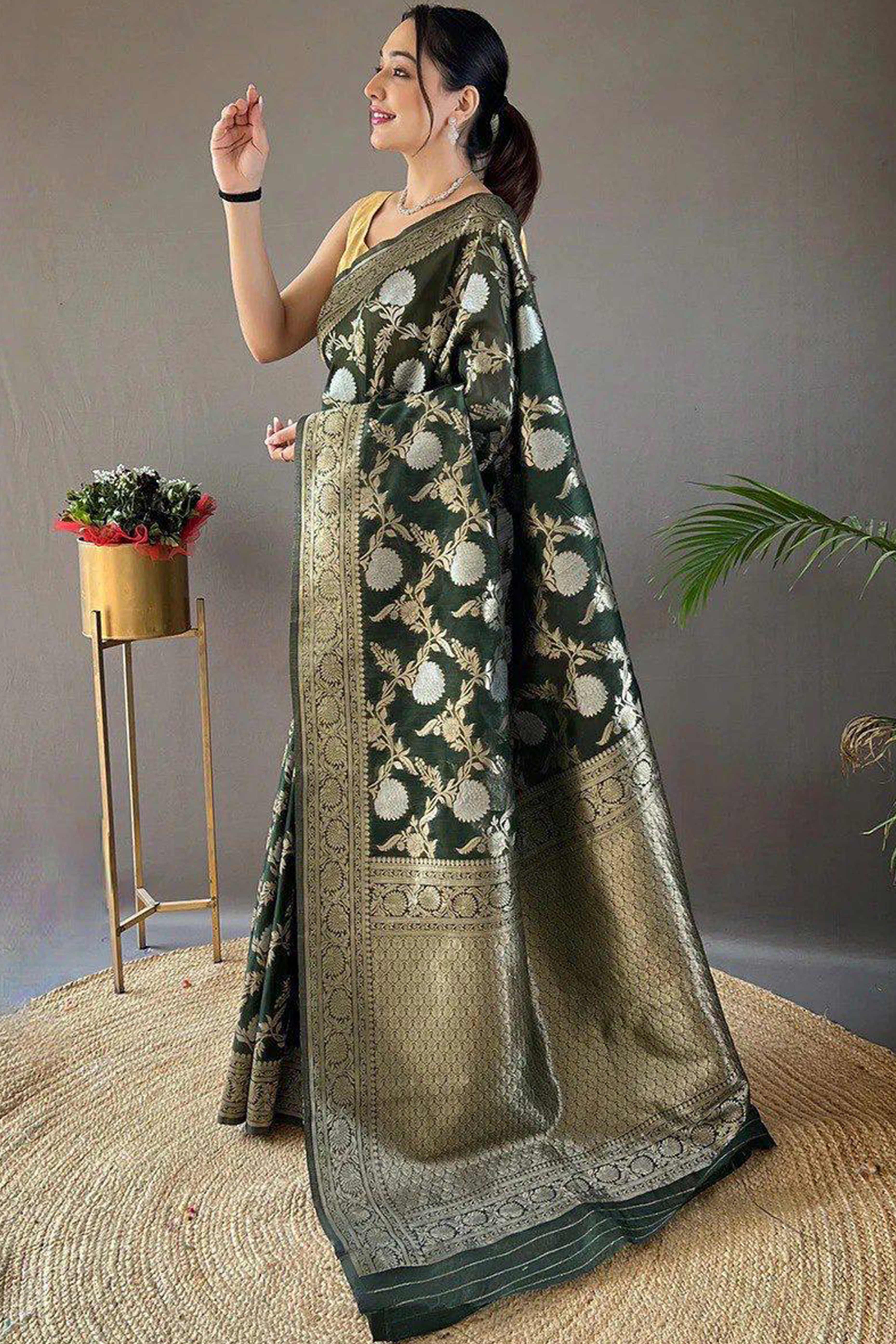 Bottle Green Floral Woven Cotton Silk Saree - Image 3