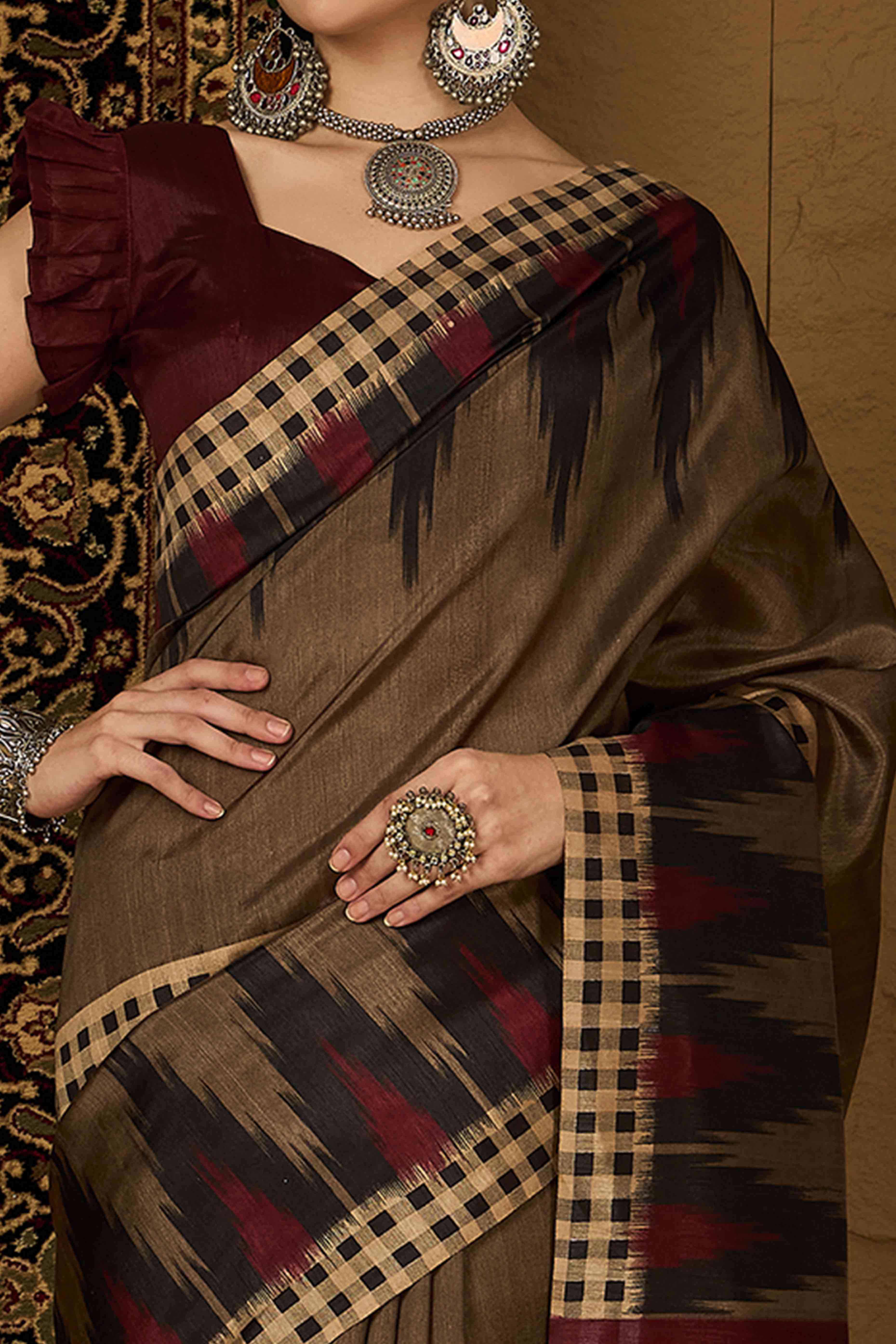 Brown Checks Printed Bhagalpuri Silk Saree - Image 2