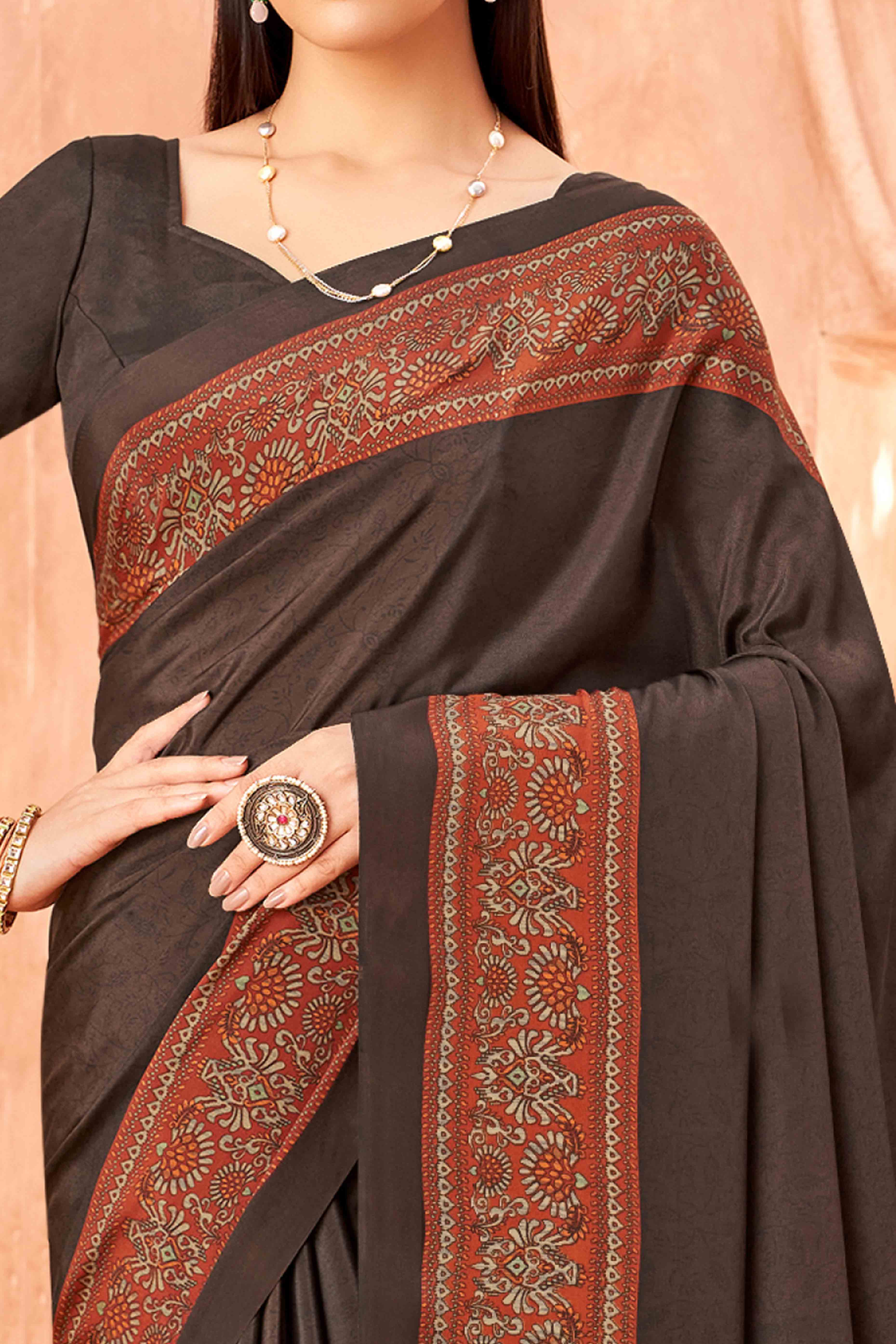 Brown Crepe Silk Saree with Elegant Floral Print Detailing - Image 2