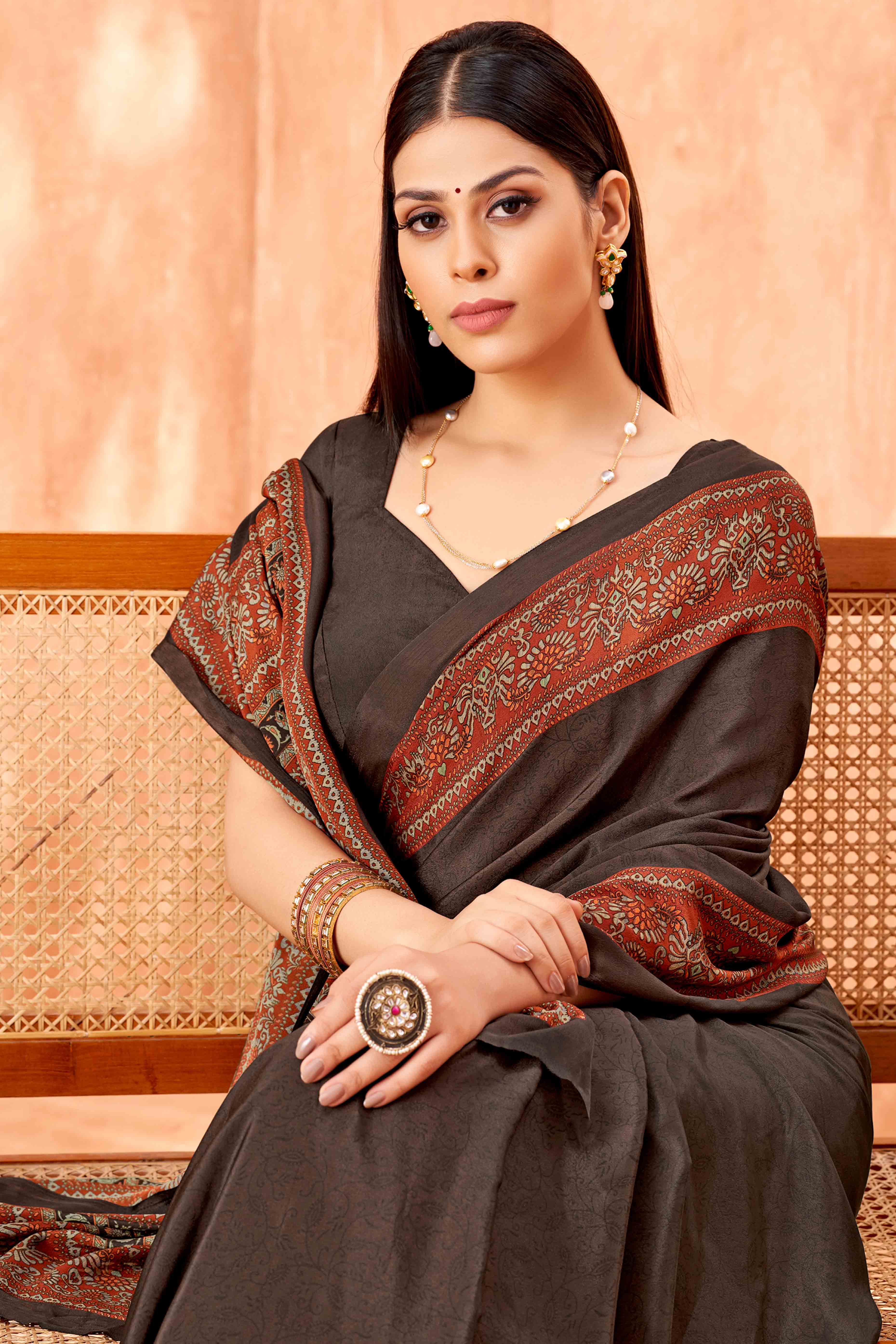 Brown Crepe Silk Saree with Elegant Floral Print Detailing - Image 3