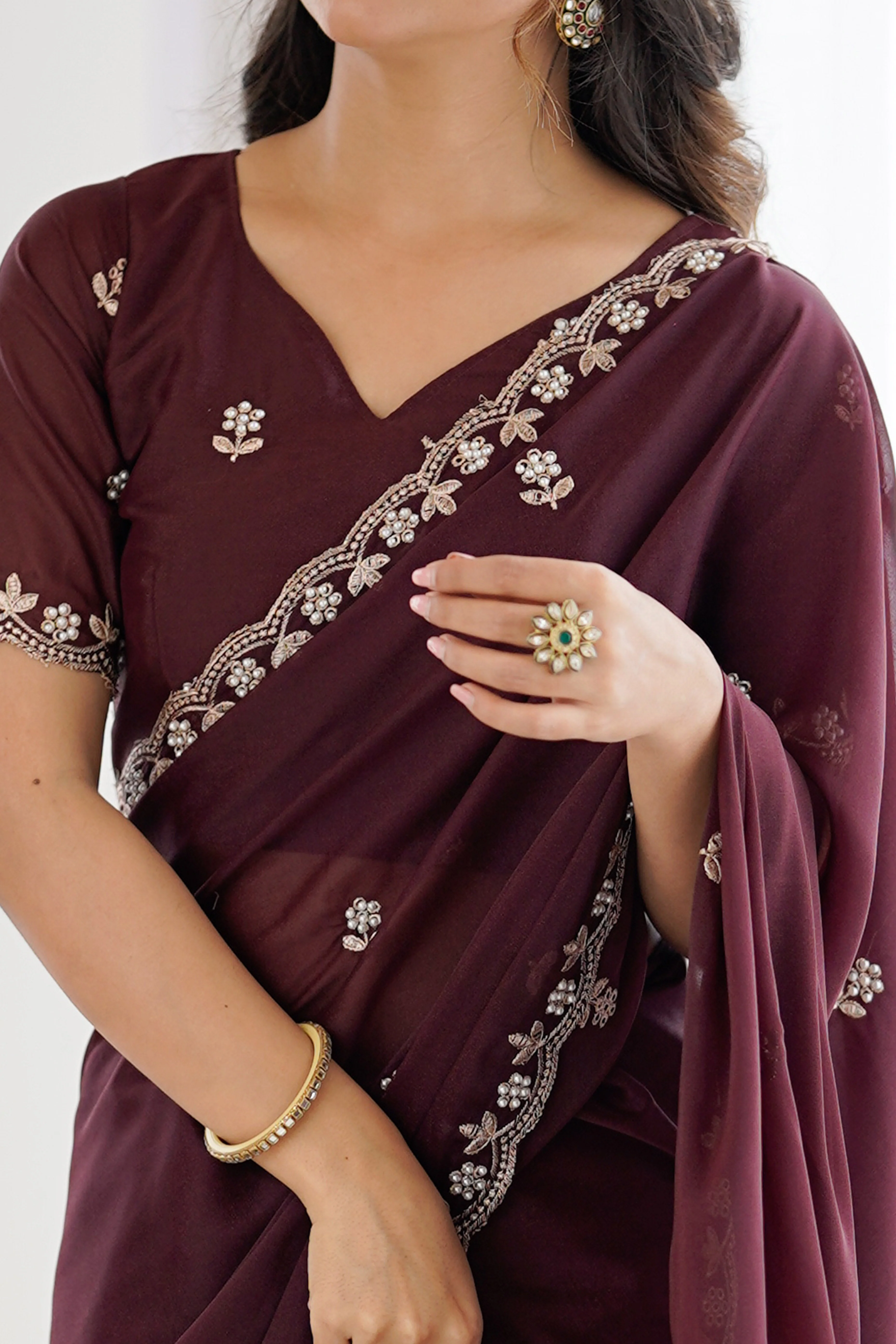Brown Partywear Star Georgette Saree Adorned with Floral Embroidery and Beads Work - Image 2