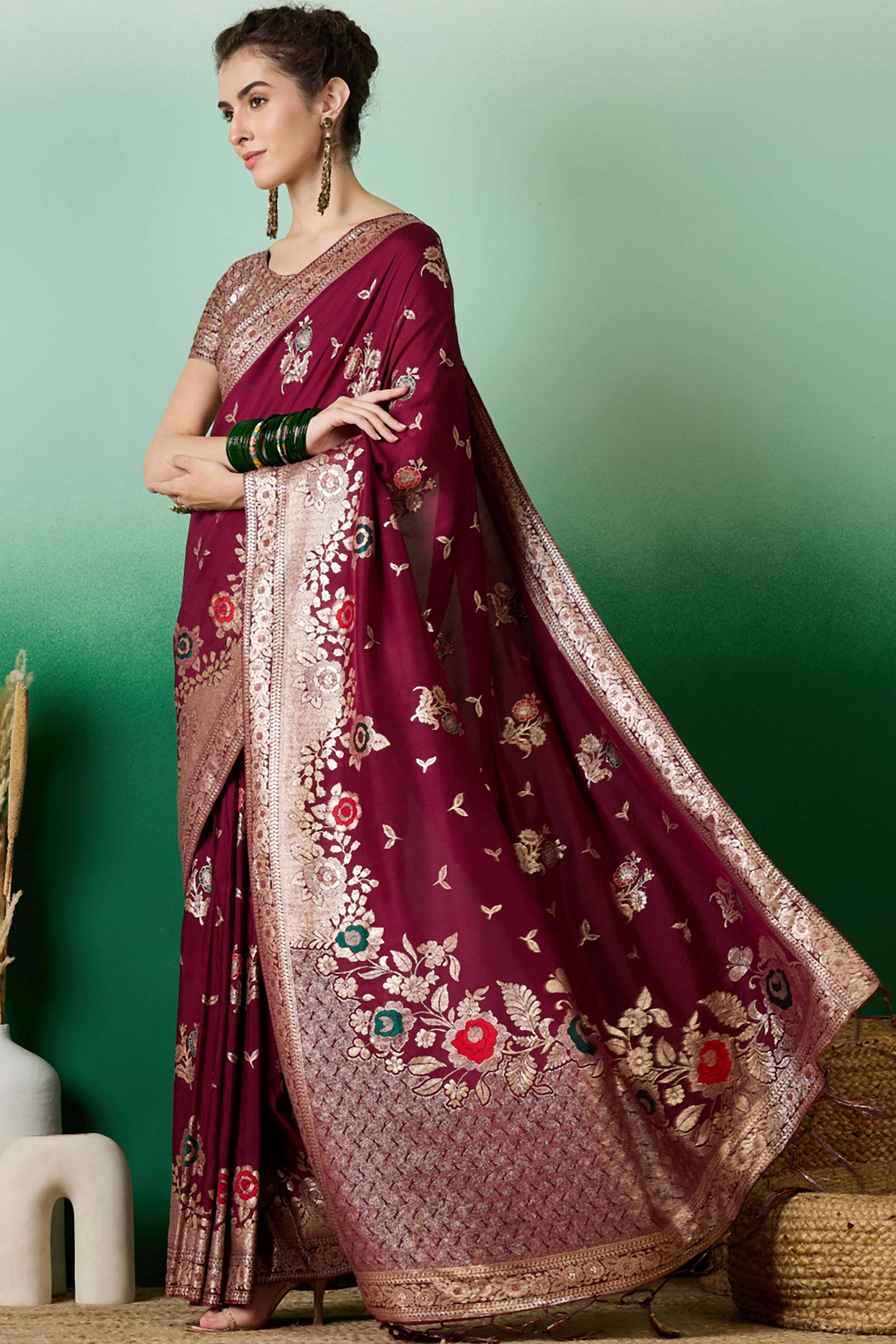 Burgundy Cotton Blend Saree Embellished With Floral Zari Weaving & Tasselled Pallu - Image 4