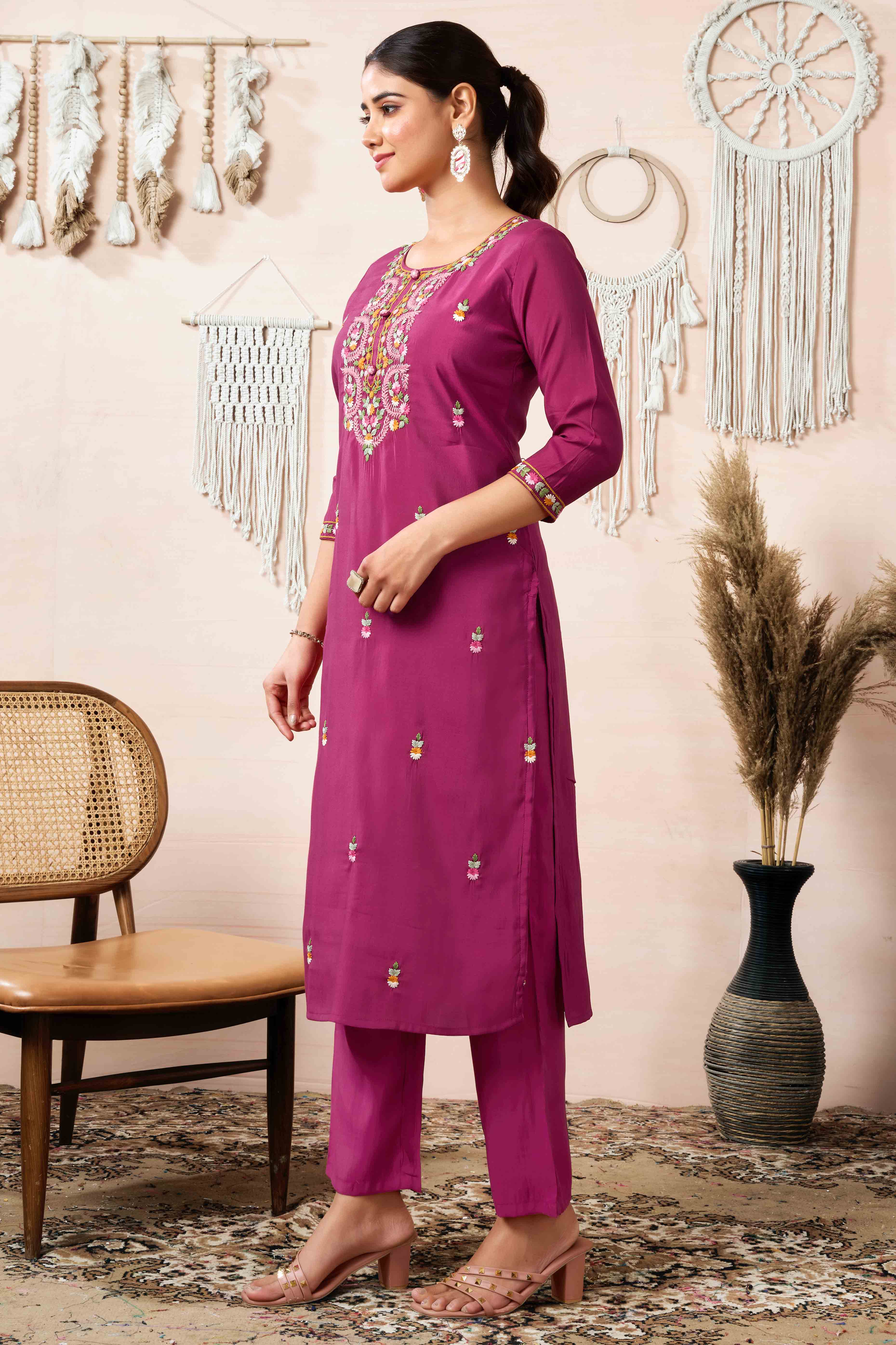 Burgundy Floral Embroidered Chanderi Silk Straight Salwar Suit - Image 3