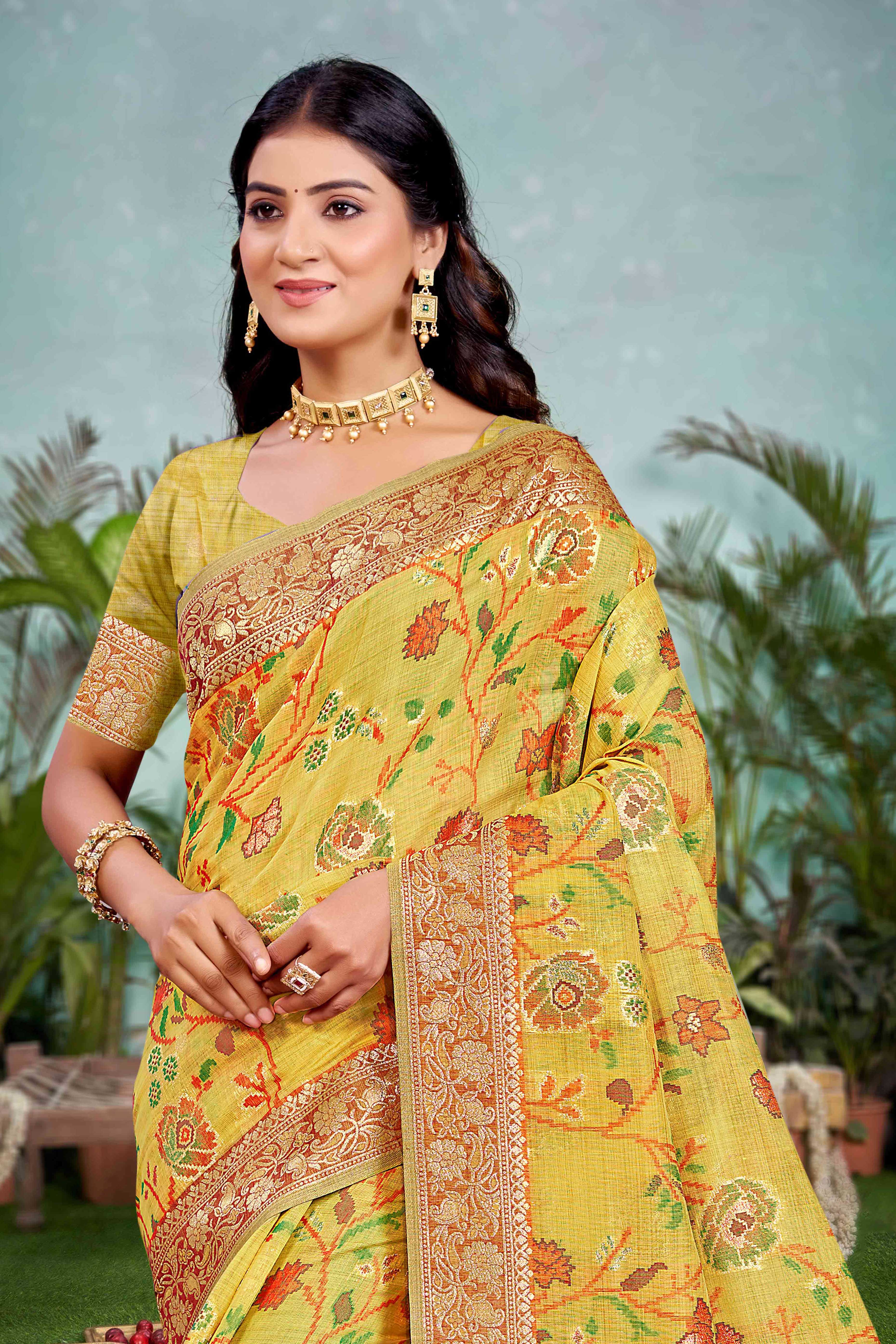 Captivating Mustard Floral Zari Weaving Cotton Silk Saree Accented With Tassel Pallu - Image 3