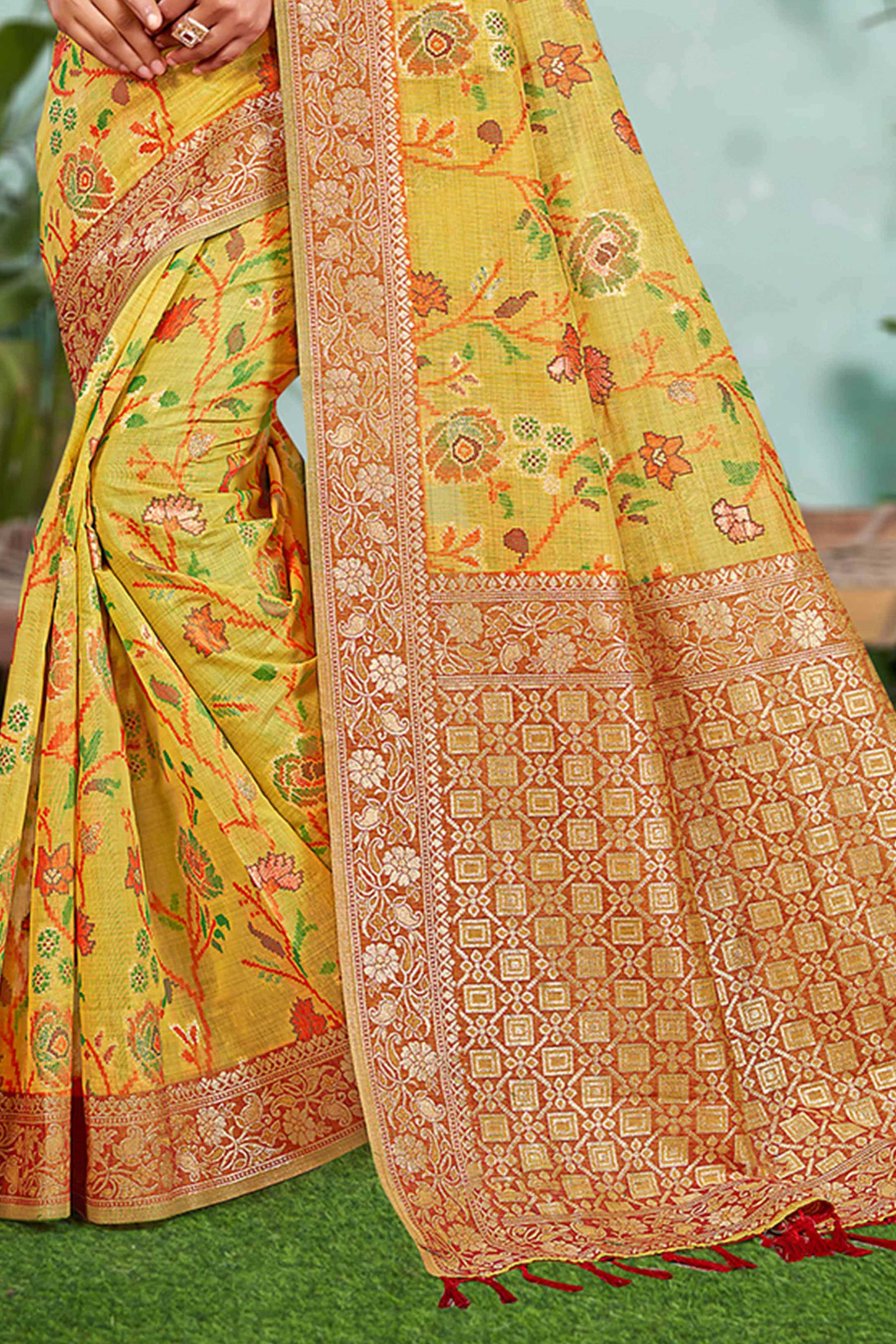 Captivating Mustard Floral Zari Weaving Cotton Silk Saree Accented With Tassel Pallu - Image 4