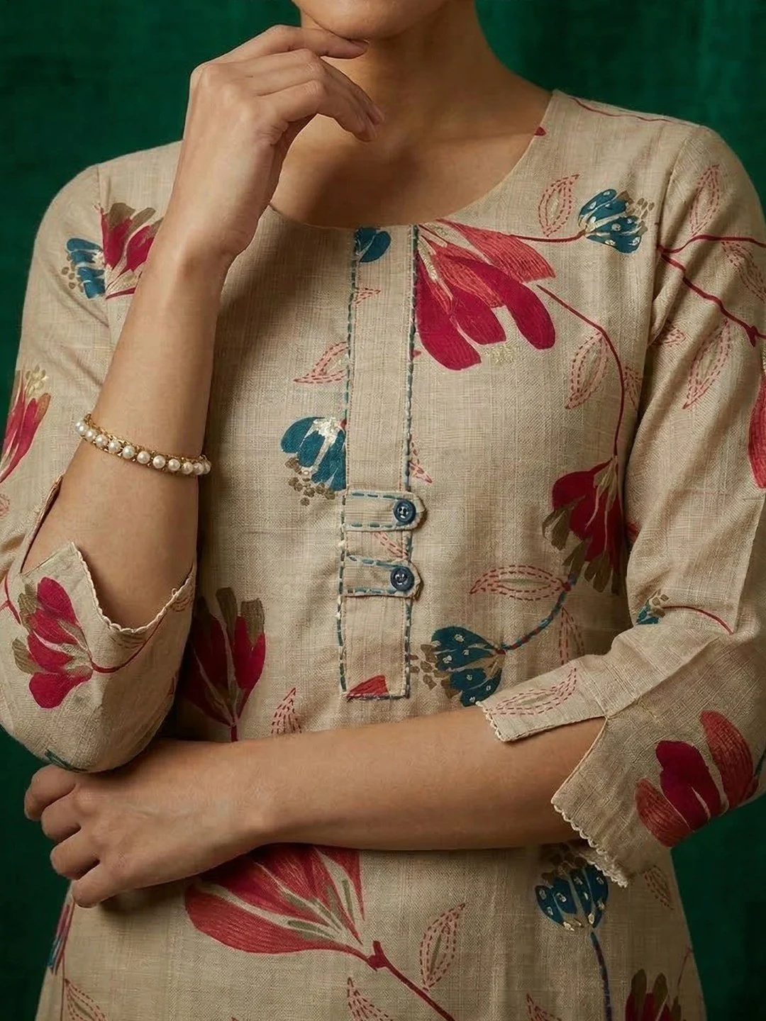 Casual Wear Cream & Pink Floral Printed Viscose Straight Fit Kurti with Soft Fabric Comfort - Image 4