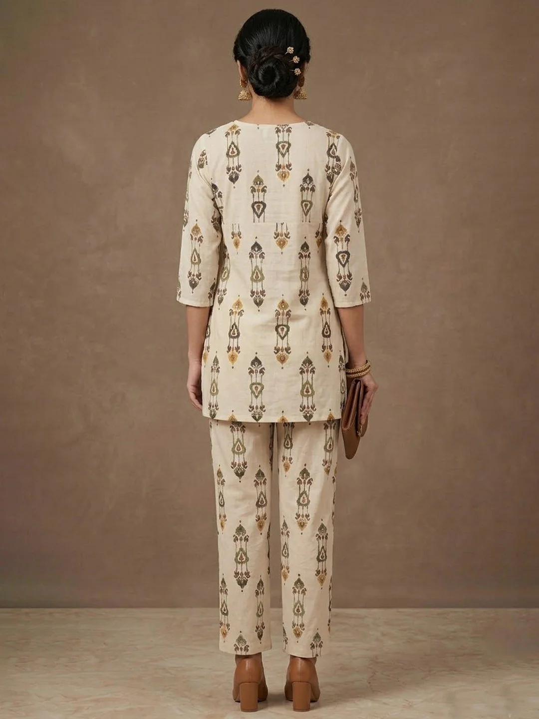 Casual Wear Off White & Maroon Printed Pure Cotton Co-Ord Set with Stylish Look - Image 3