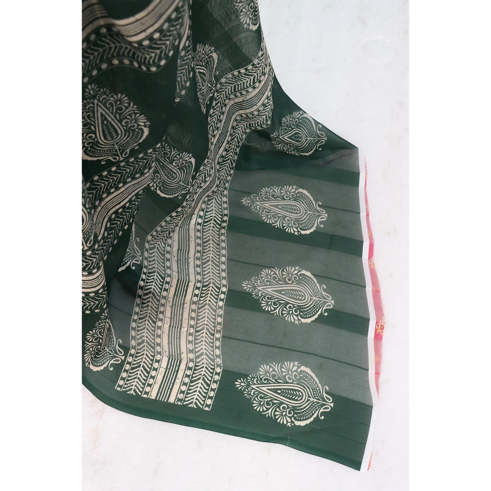 Charming Green Digital Tree Printed Georgette Saree Accentuated With Zari Stripes - Image 5