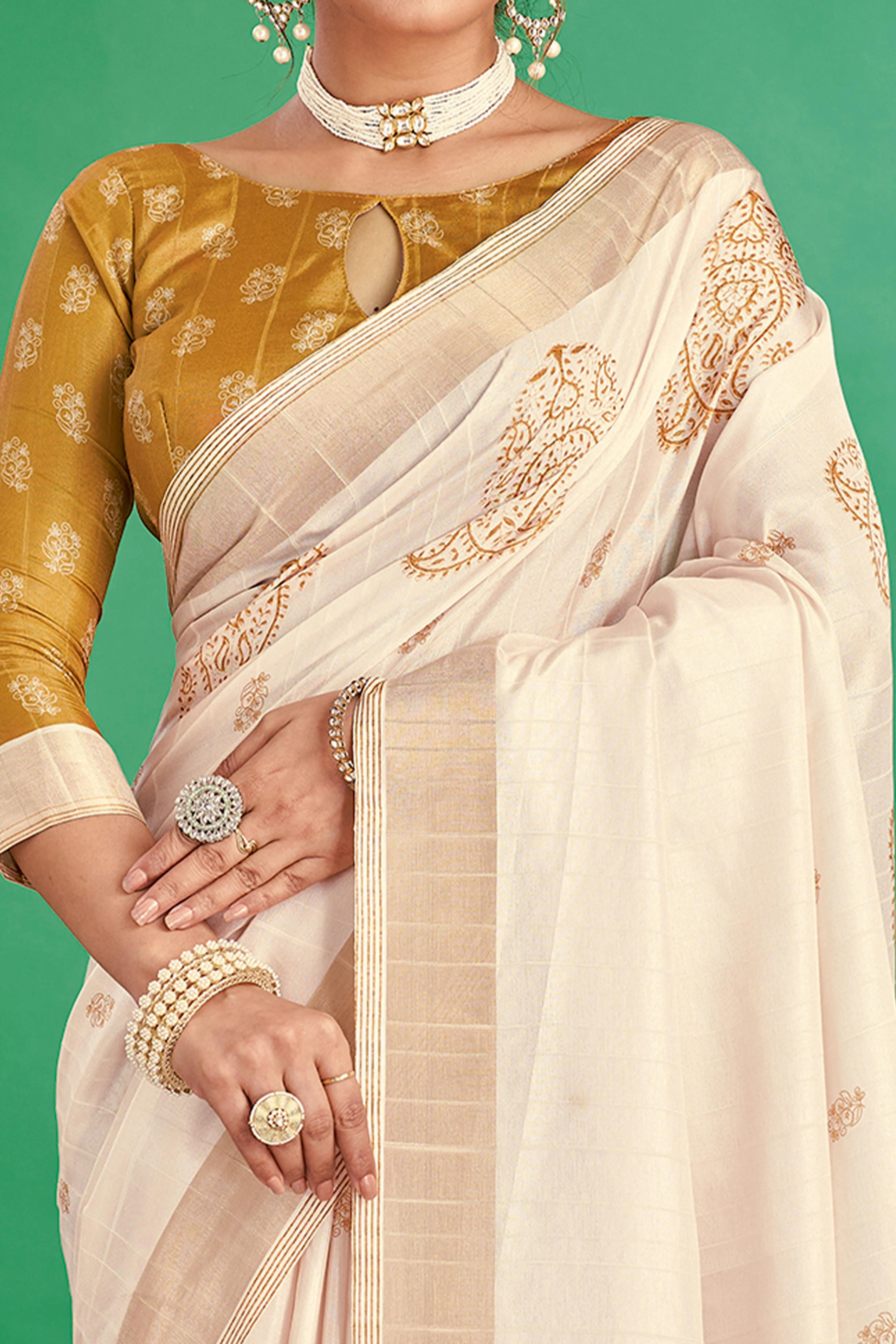 Charming Offwhite & Mustard Floral Printed Kotha Cotton Silk Saree Adorned With Tassel Pallu - Image 2