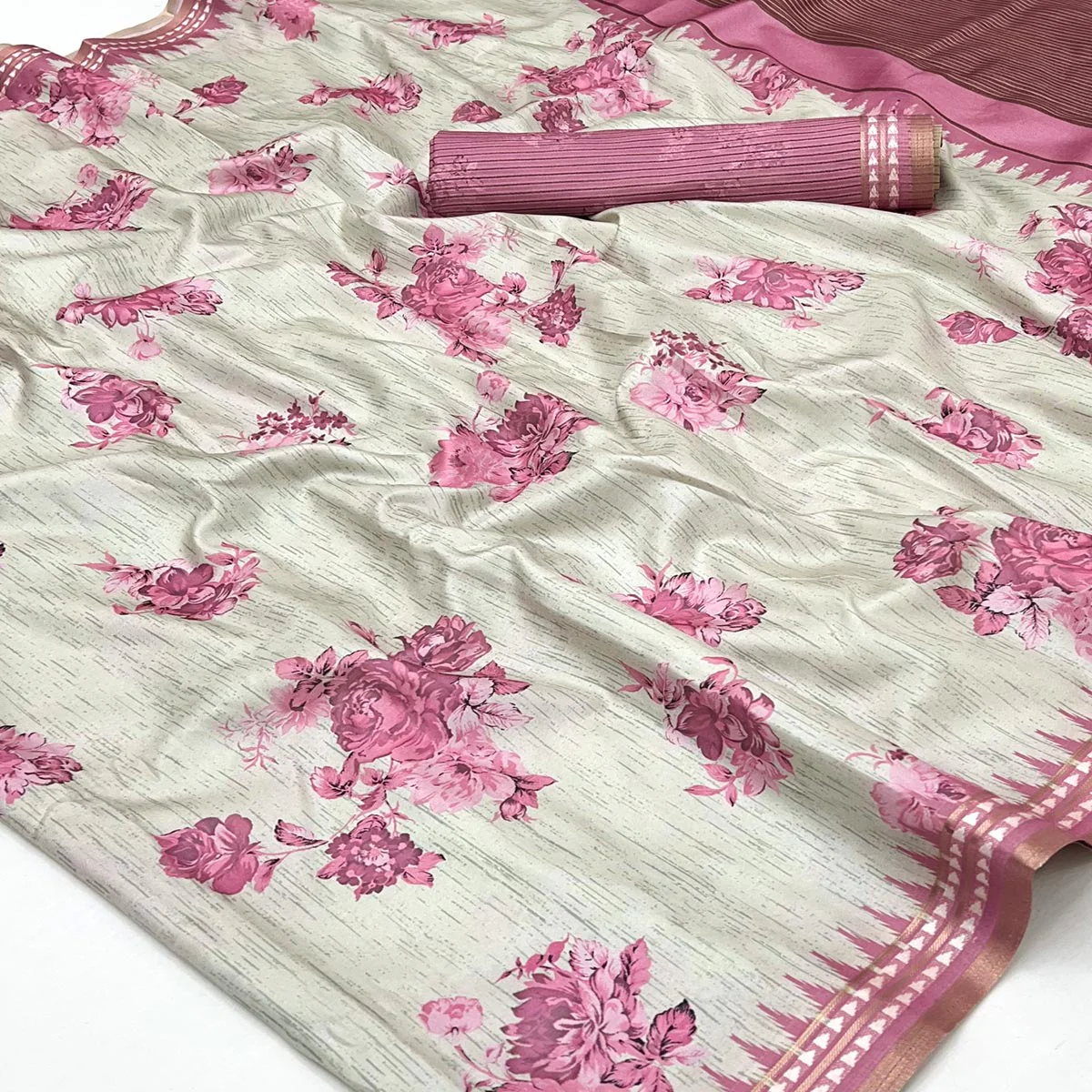 Charming Pink Silk Blend Saree Featuring Floral Digital Prints & Zari Border - Image 2