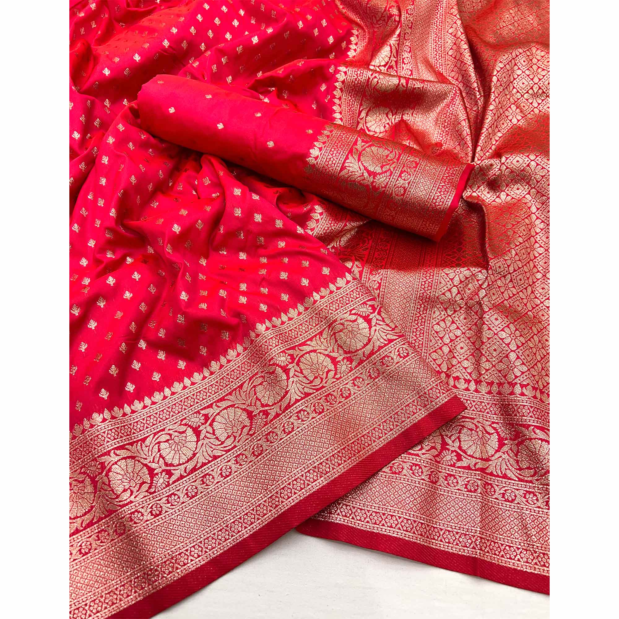 Cherry Red Floral Woven Banarasi Silk Saree - Image 3