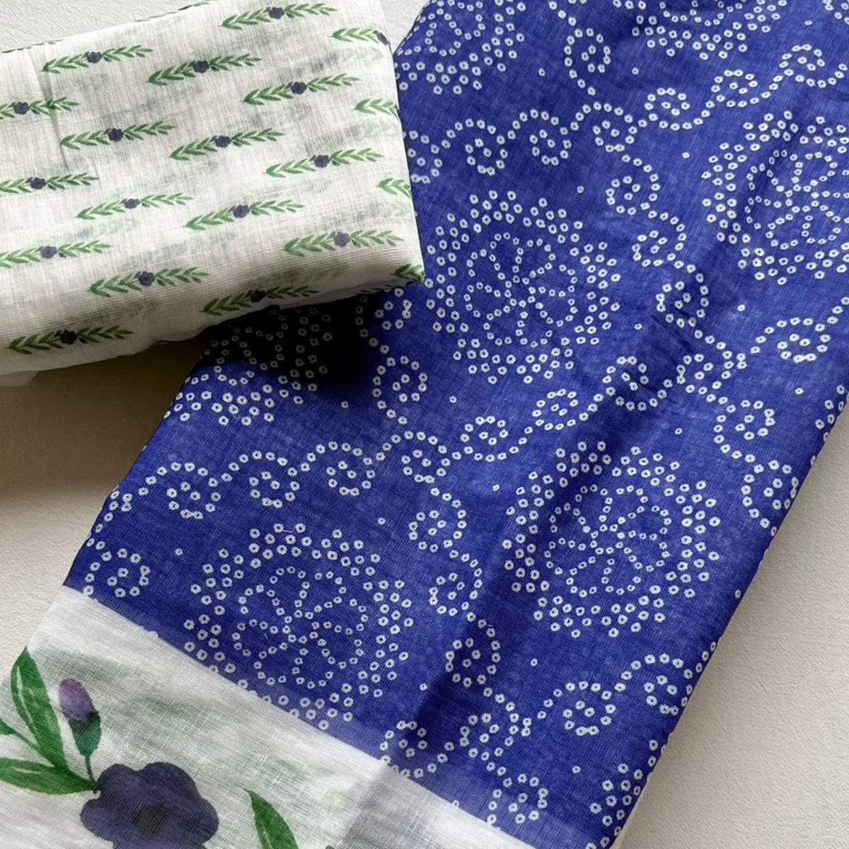 Chic Blue Linen Saree Featuring Bandhani & Floral Digital Prints - Image 2