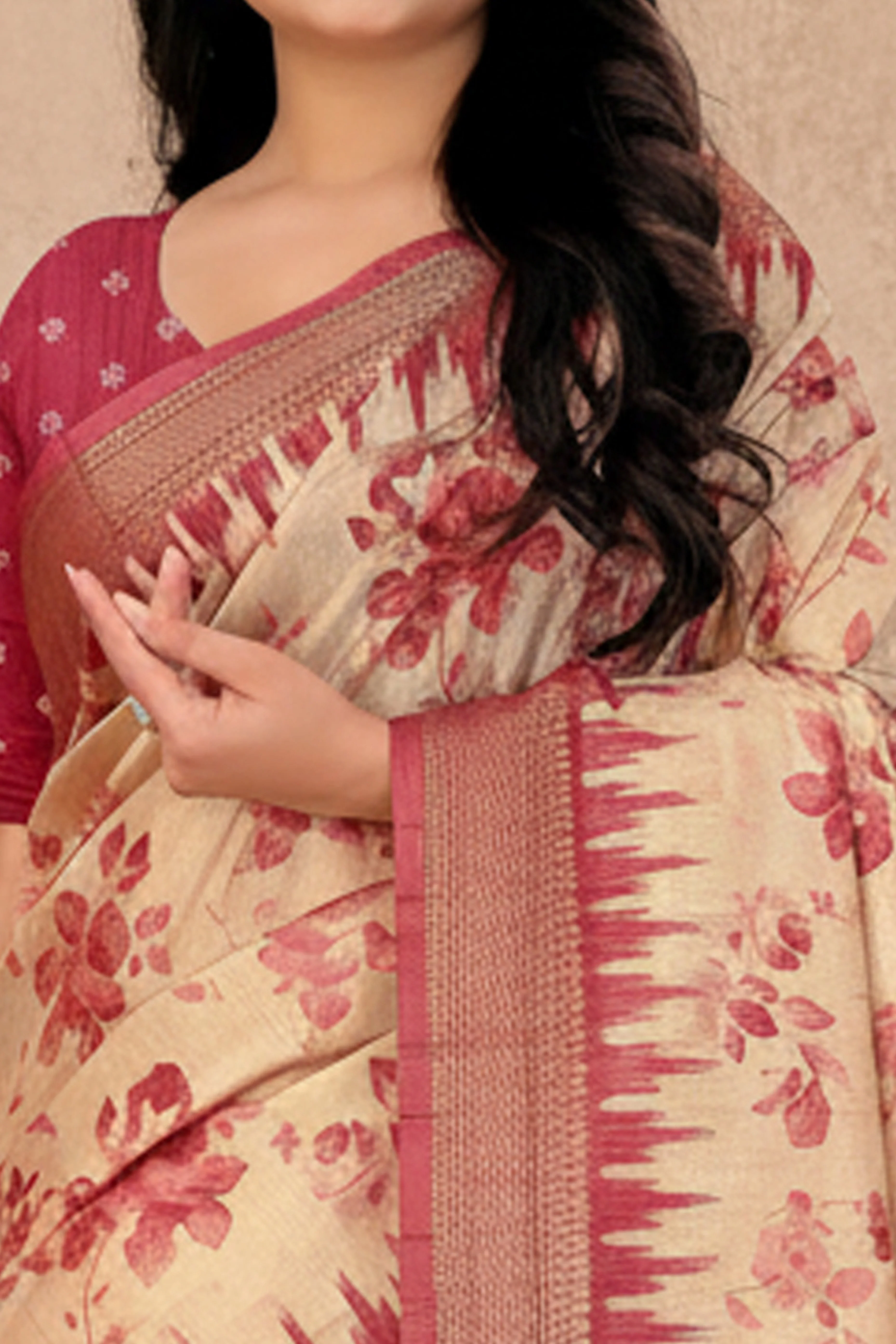 Chic Cherry Red Floral Print Cotton Silk Saree Featuring Woven Border & Decorative Tassel Pallu - Image 2