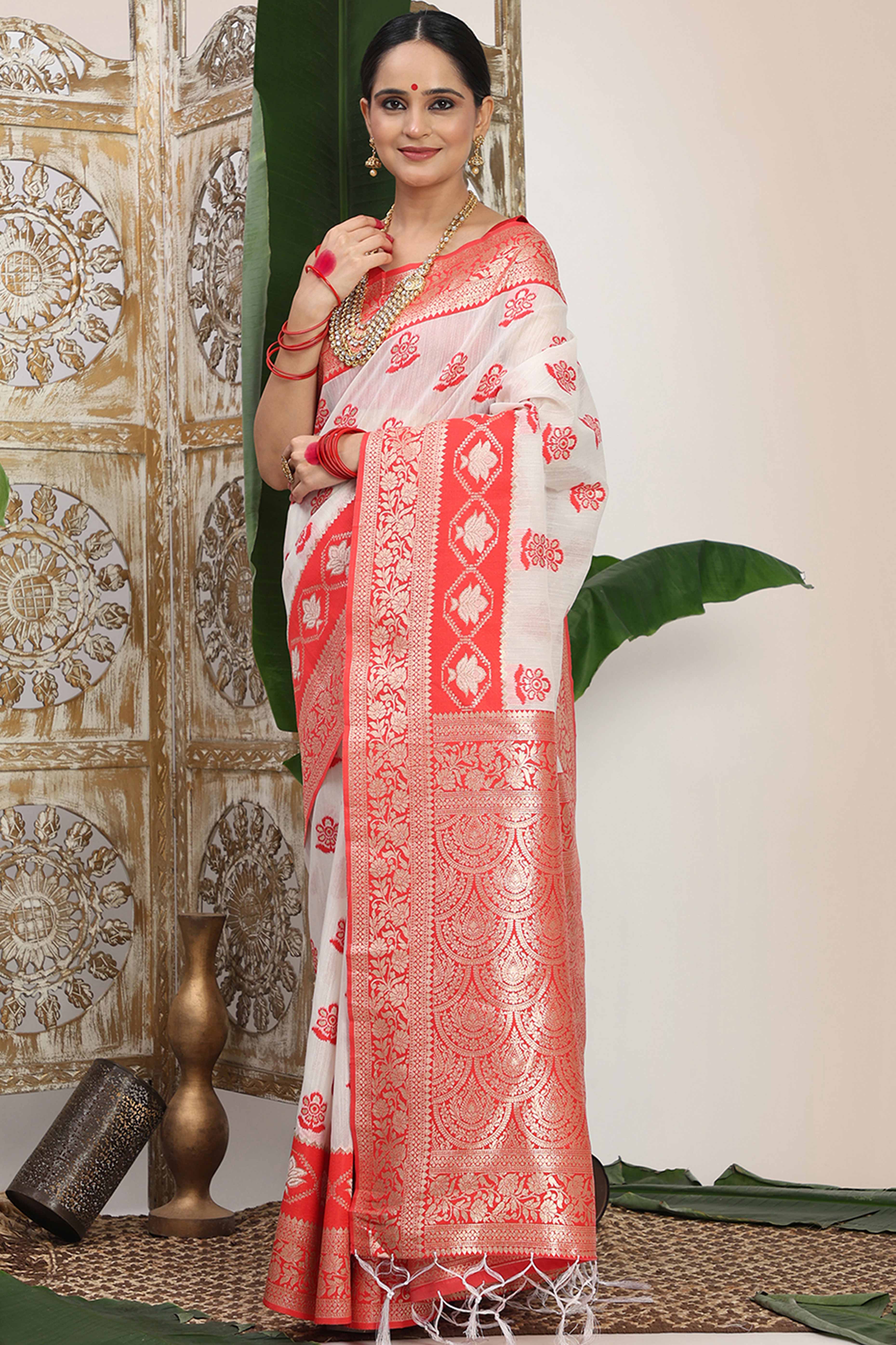 Chic White & Red  Saree In Linen Cotton Flaunting Traditional Zari Weaving And A Tasselled Edge - Image 3