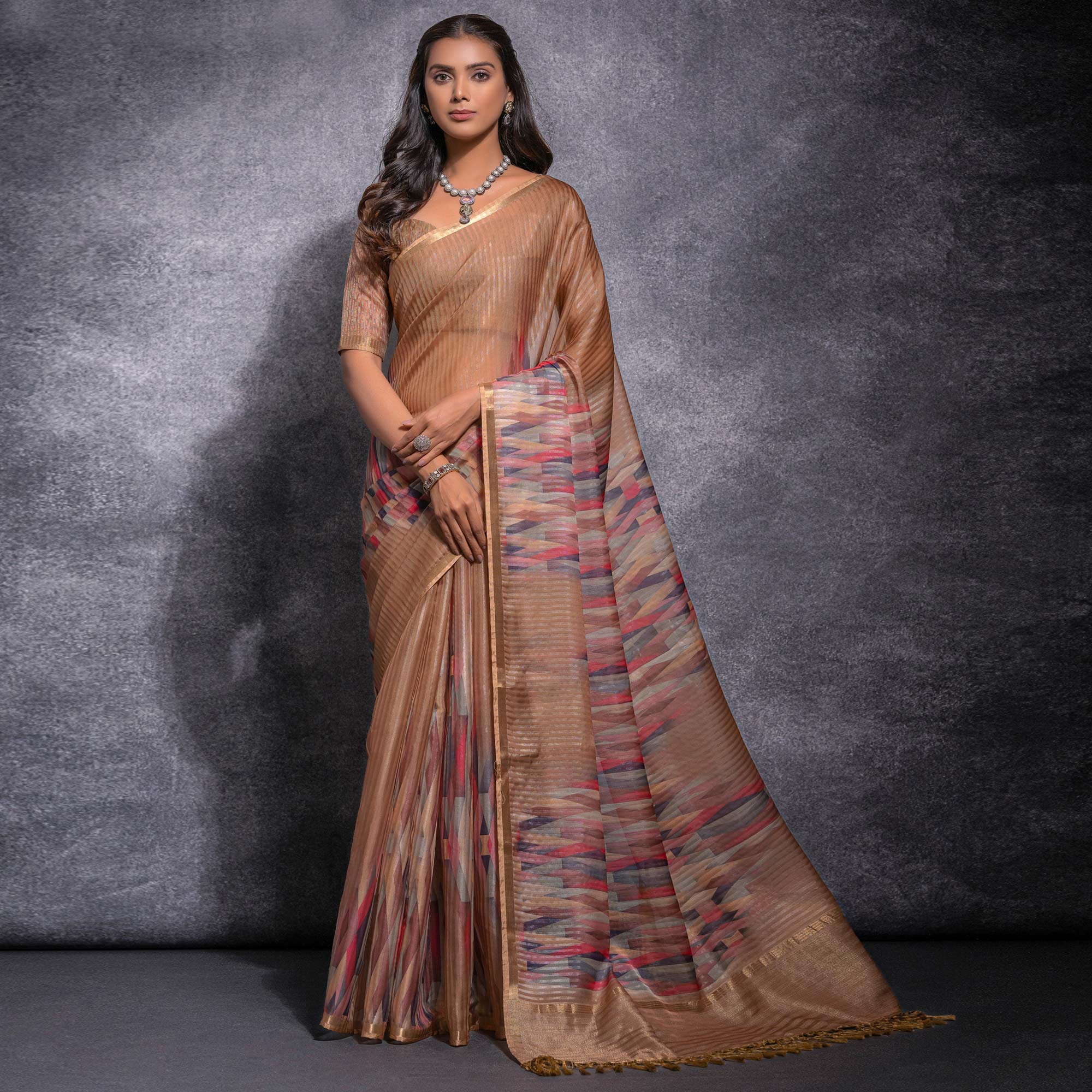 Chikoo Digital Printed Linen Saree With Woven Border - Image 2