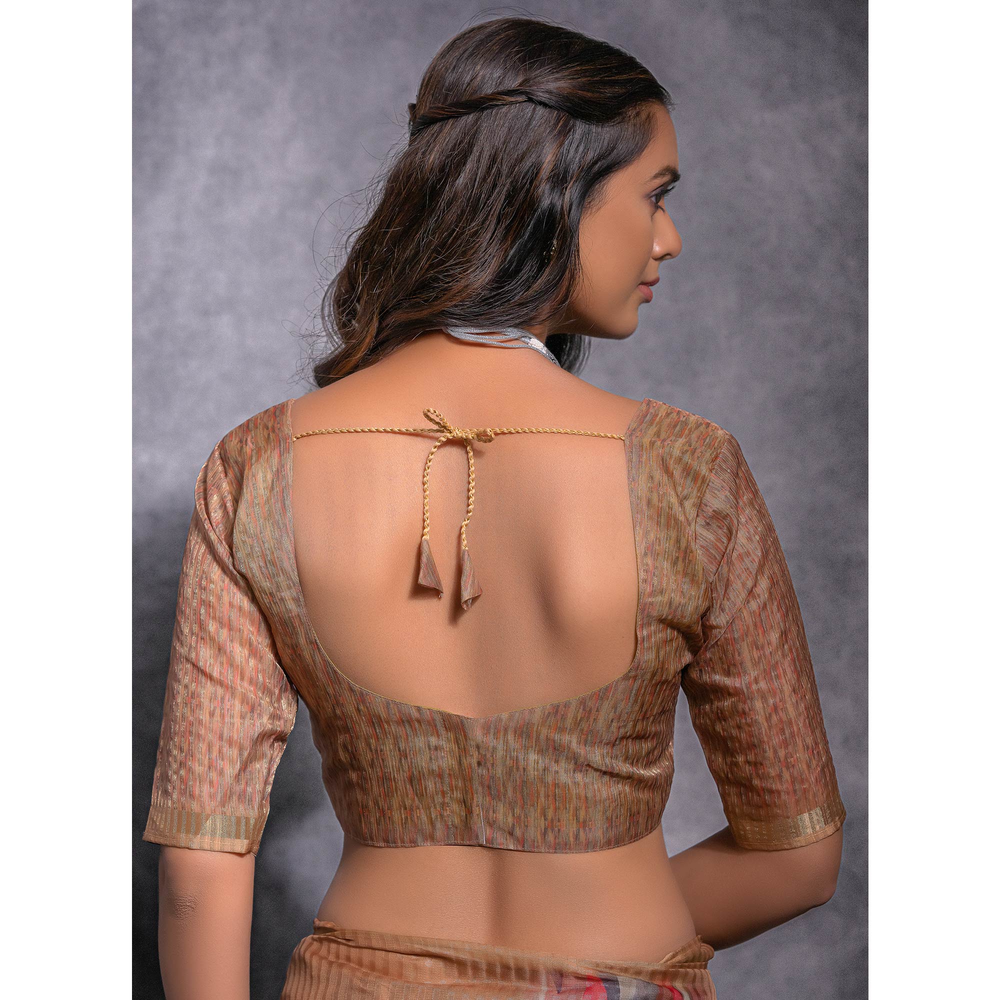Chikoo Digital Printed Linen Saree With Woven Border - Image 6