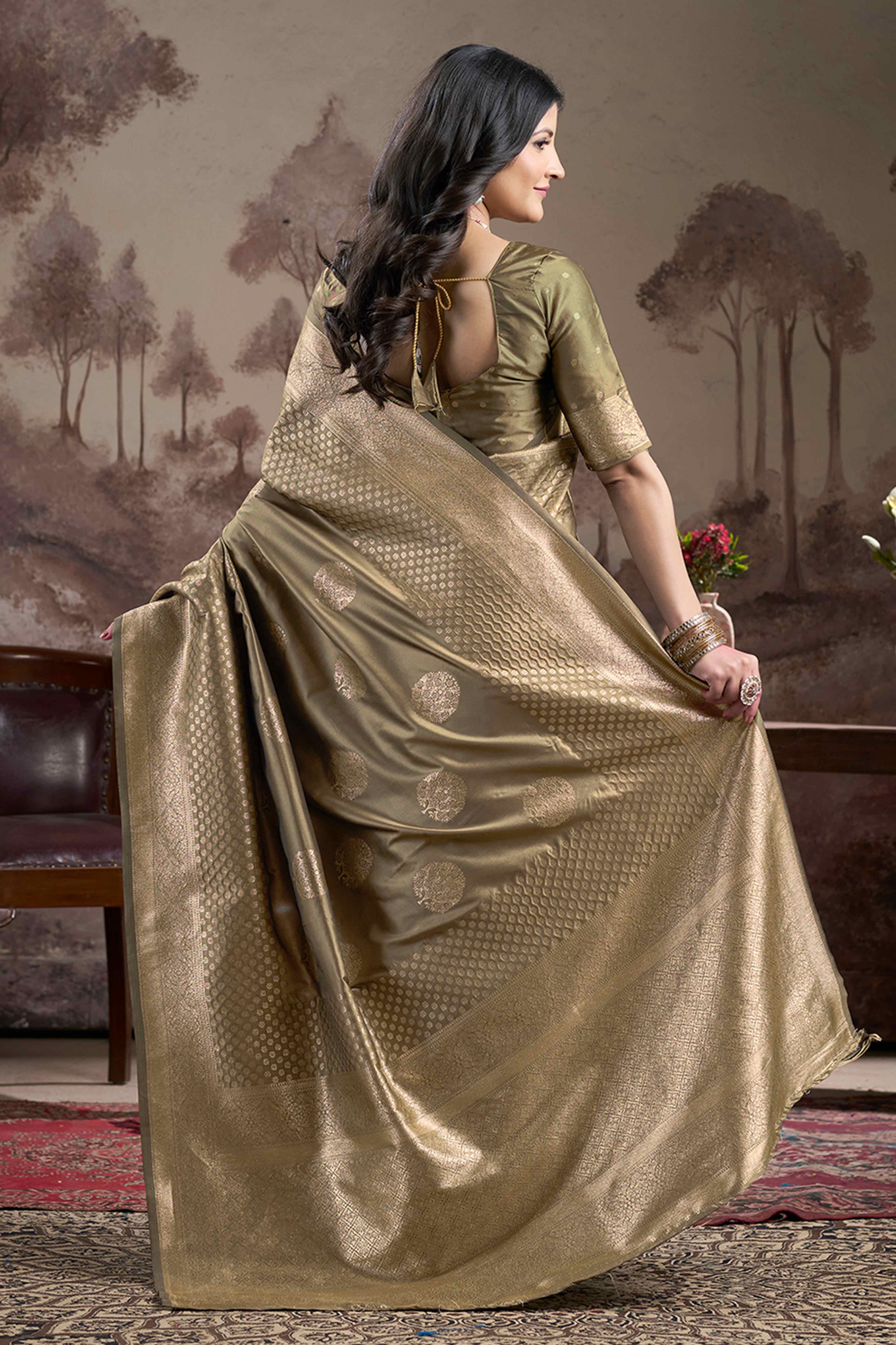 Chikoo Floral Woven Jacquard Silk Saree - Image 5
