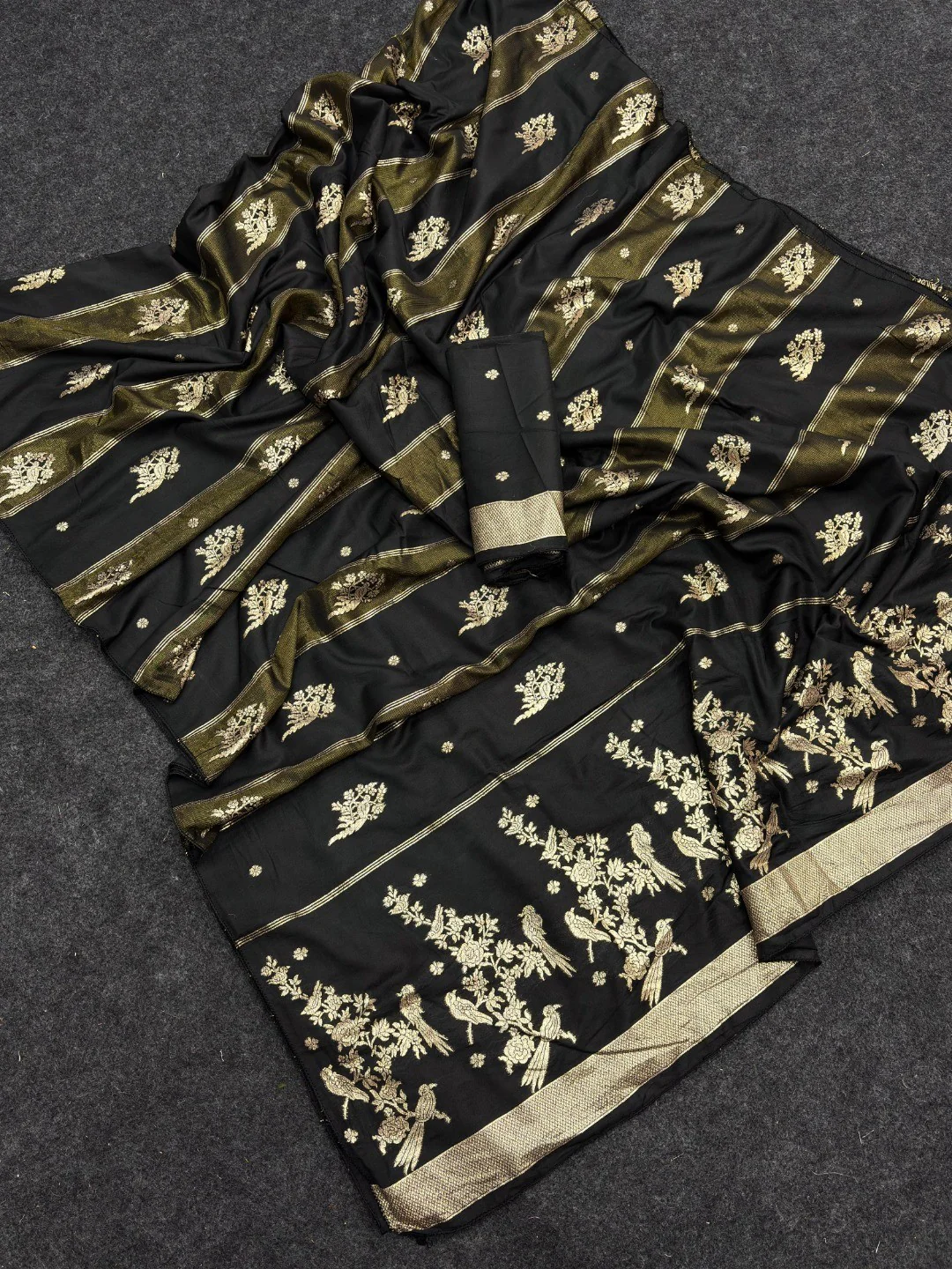 Classic Black Zari Woven Viscose Saree With Graceful Floral & Birds Motif Detailing - Image 2