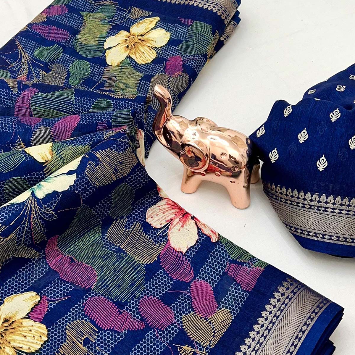 Classic Blue Floral Printed Cotton Blend Saree With Elegant Zari Weaving Border - Image 2