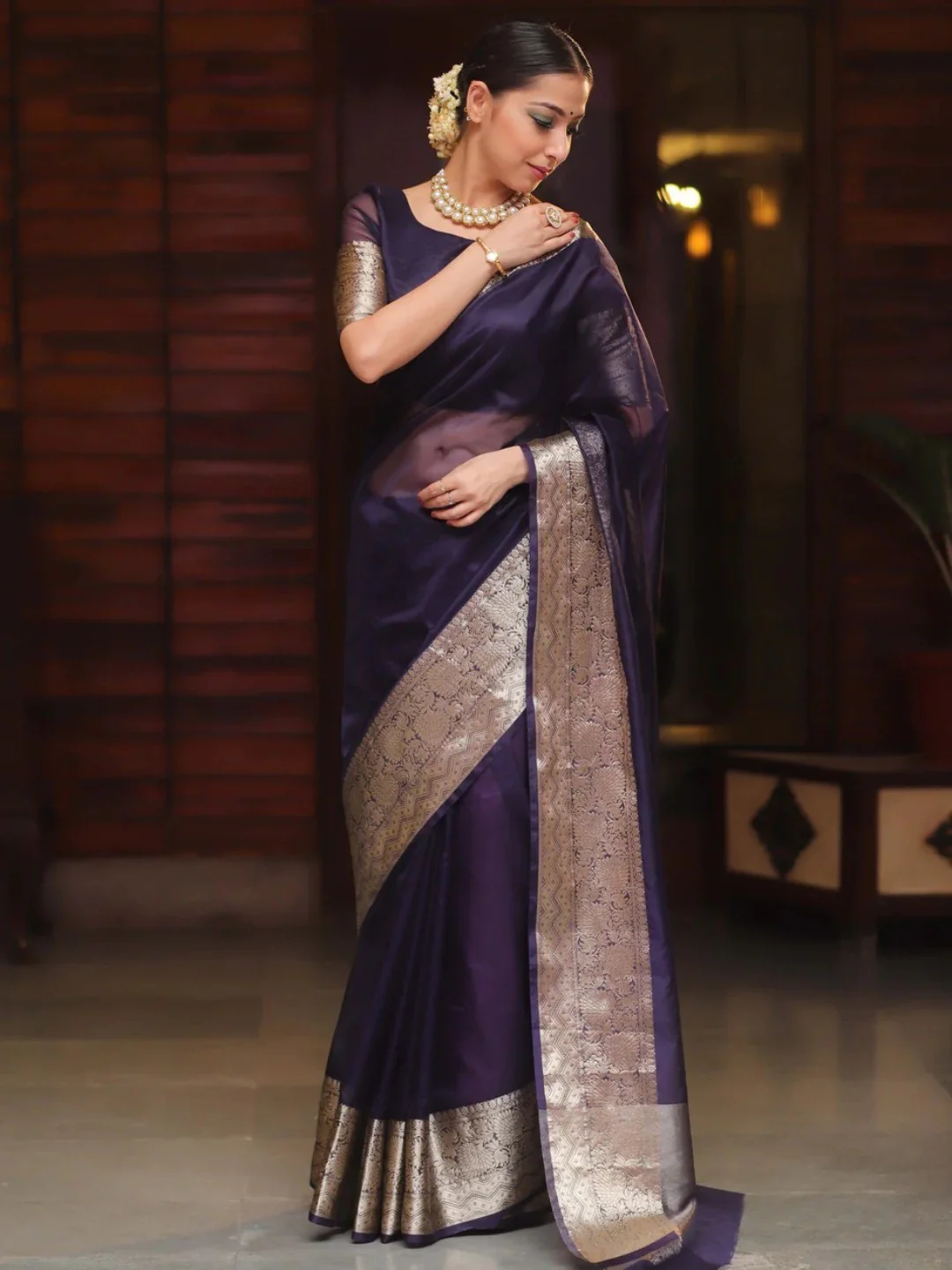 Classic Blue Solid Organza Saree Featuring Floral Golden Zari Weaving Border - Image 6