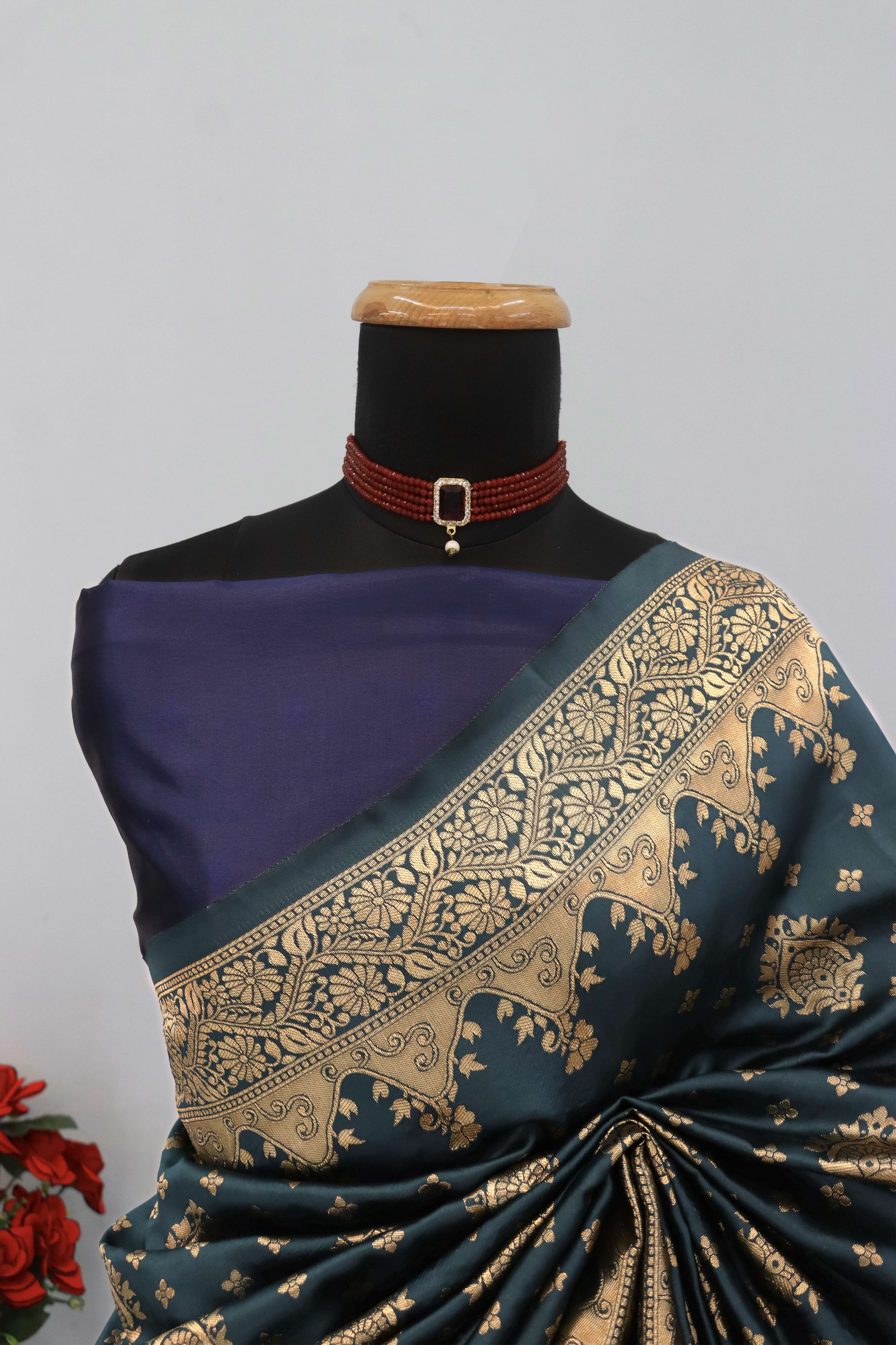 Classic Dark Teal Silk Banarasi Saree Showcasing Delicate Floral Zari Weaving - Image 5