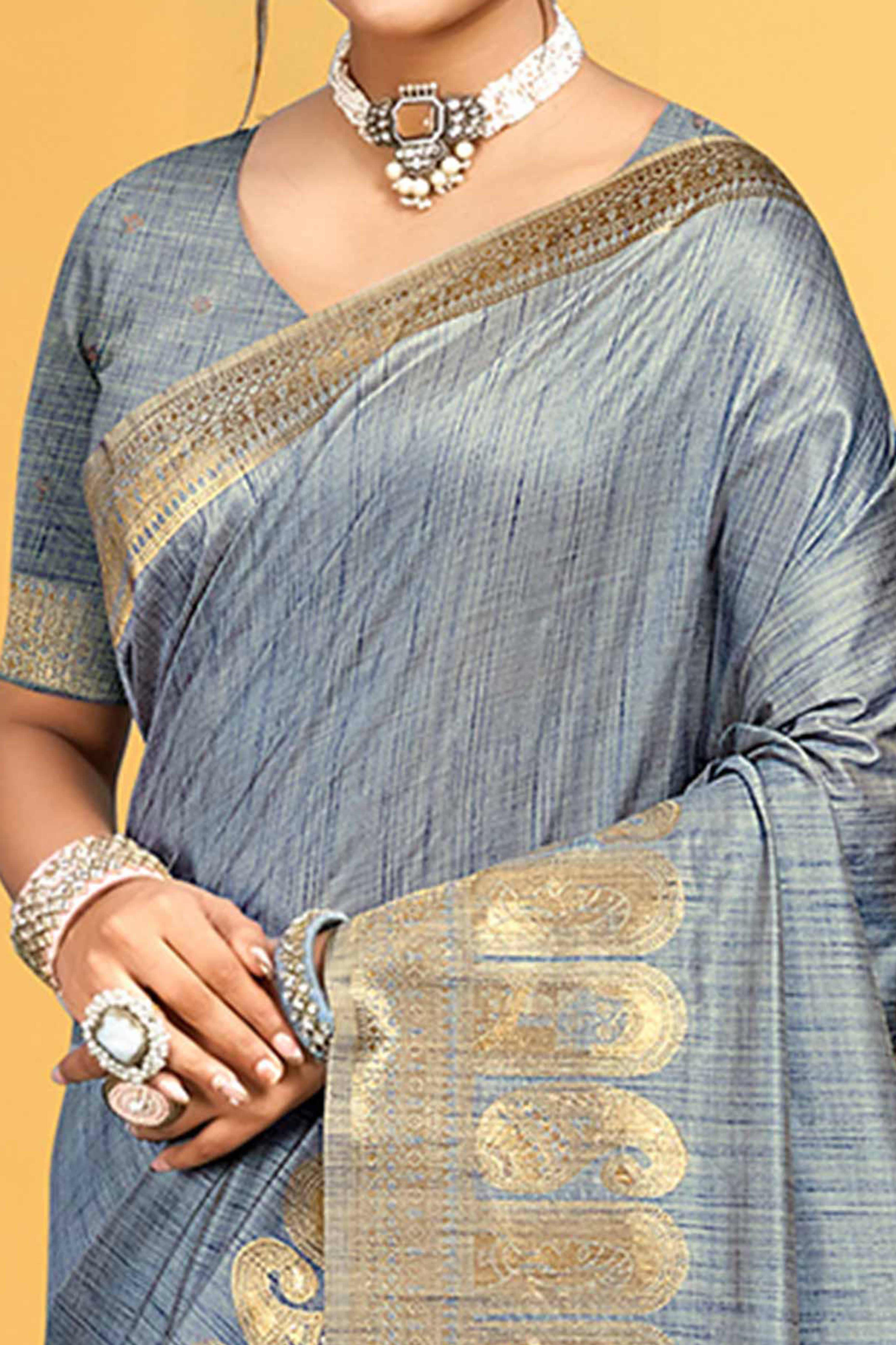 Classic Grey Floral & Paisley Design Weaving Assam Silk Blend Saree With Tassel Pallu - Image 2
