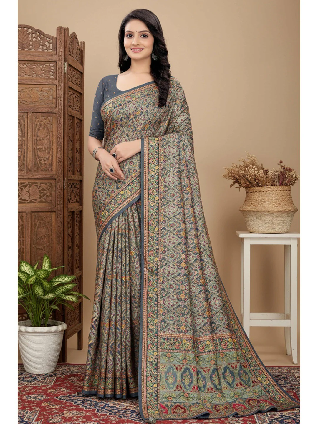 Classic Grey Pure Dola Viscose Saree Featuring Refined Position Printing