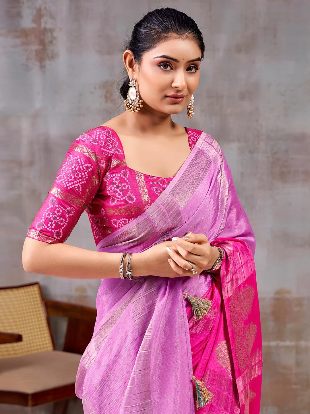 Classic Lavender And Pink Floral Weaving Jacquard Chinon Half & Half Saree With Timeless Charm - Image 3