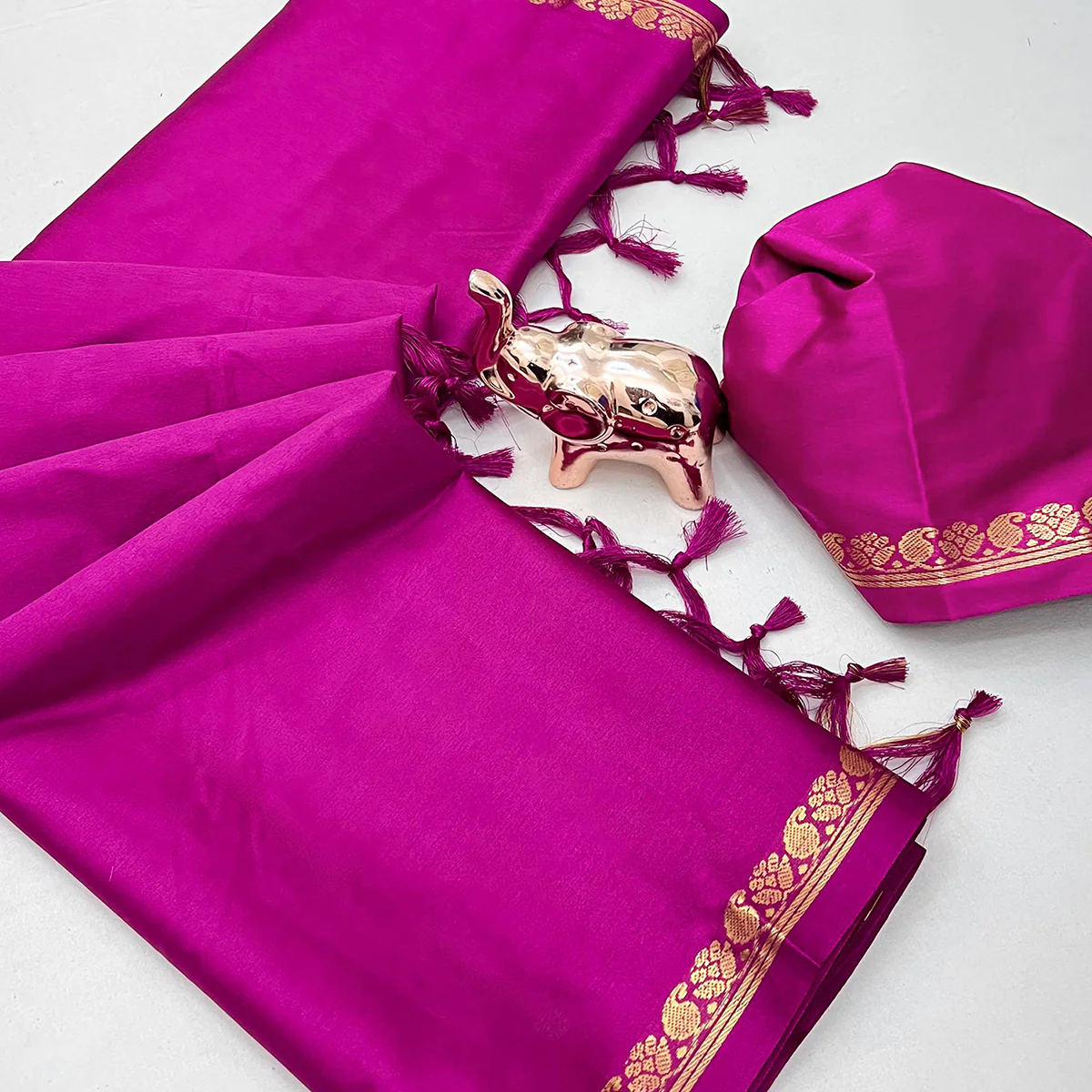 Classic Magenta Solid Weaving Mysore Silk Saree Accented With Floral Border & Tassel Pallu - Image 2