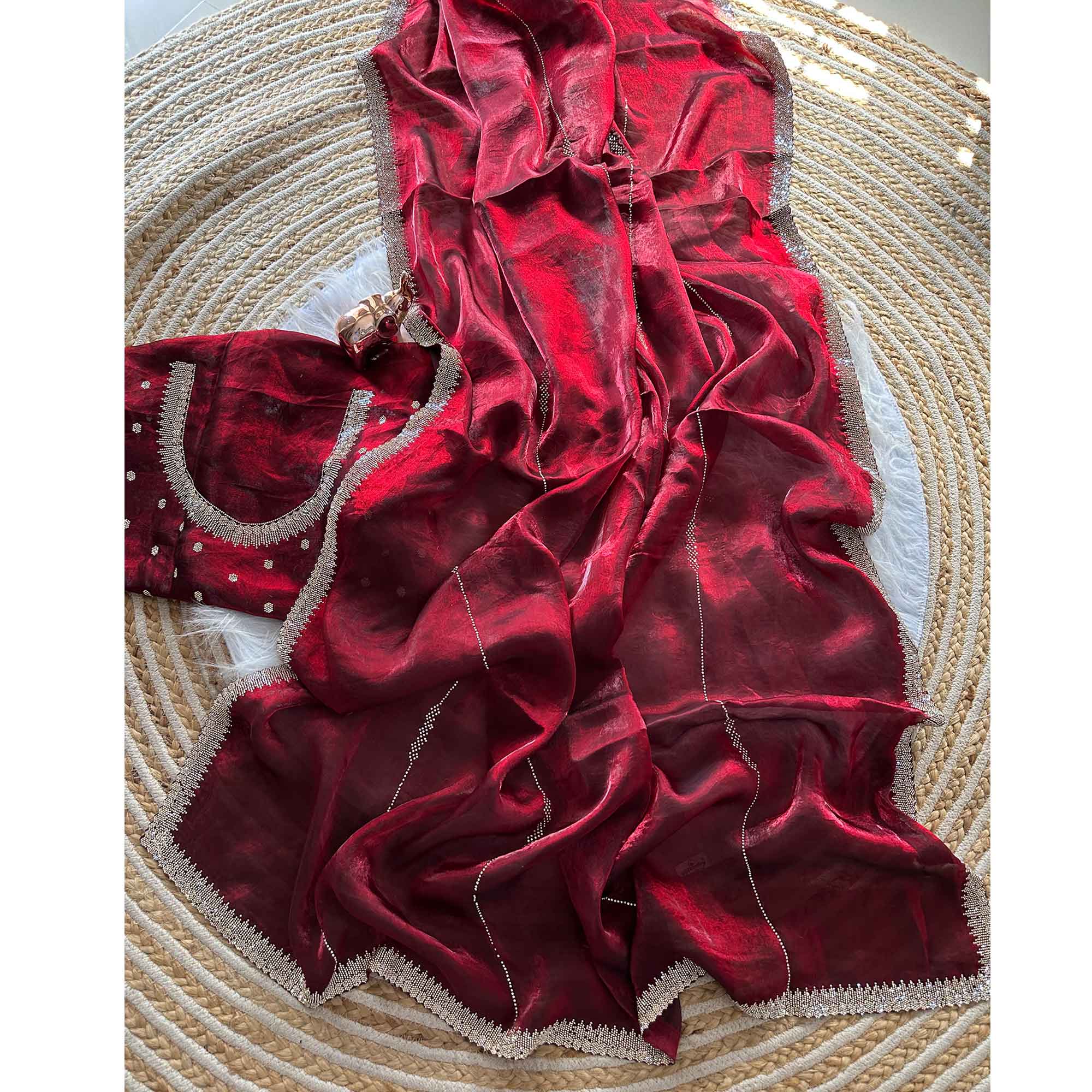 Classic Maroon Pure Silk Saree Adorned With Sparkling Jarkan Work & An Exquisite Designer Border - Image 5