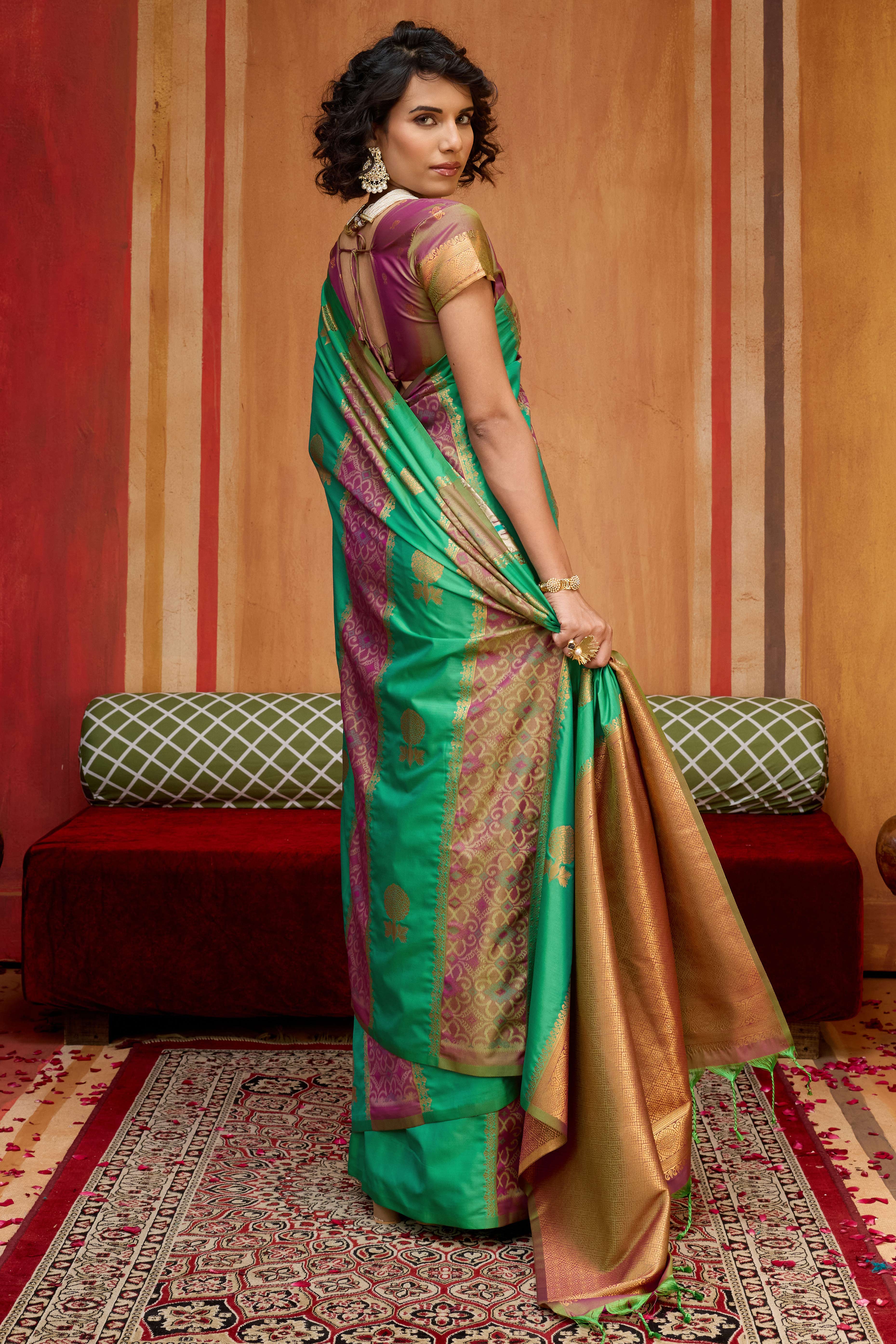 Classic Parrot Green Floral Handloom Weaving Art Silk Saree With Statement Tassel Pallu - Image 6