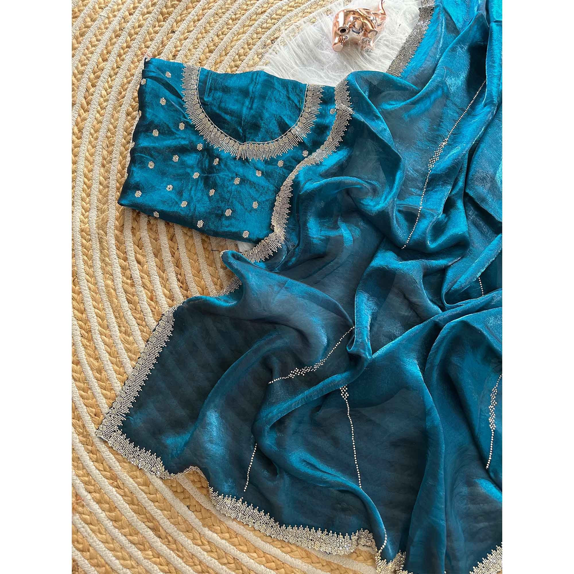 Classic Peacock Blue Pure Silk Saree Adorned With Sparkling Jarkan Work & An Designer Border - Image 4