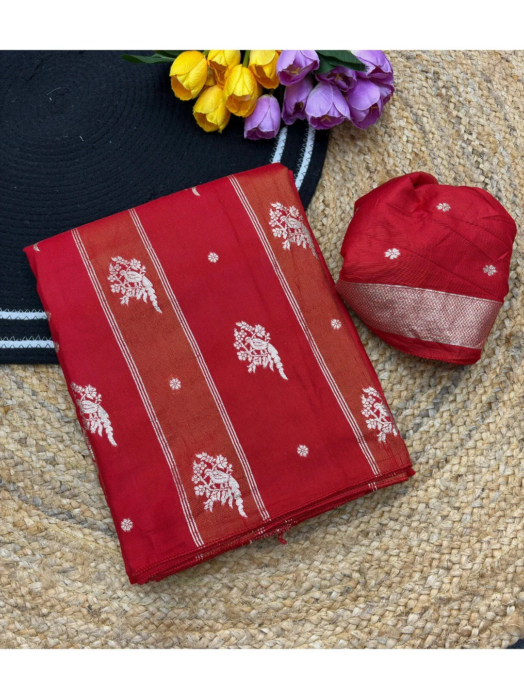 Classic Red Zari Woven Viscose Saree With Graceful Floral & Birds Motif Detailing - Image 3