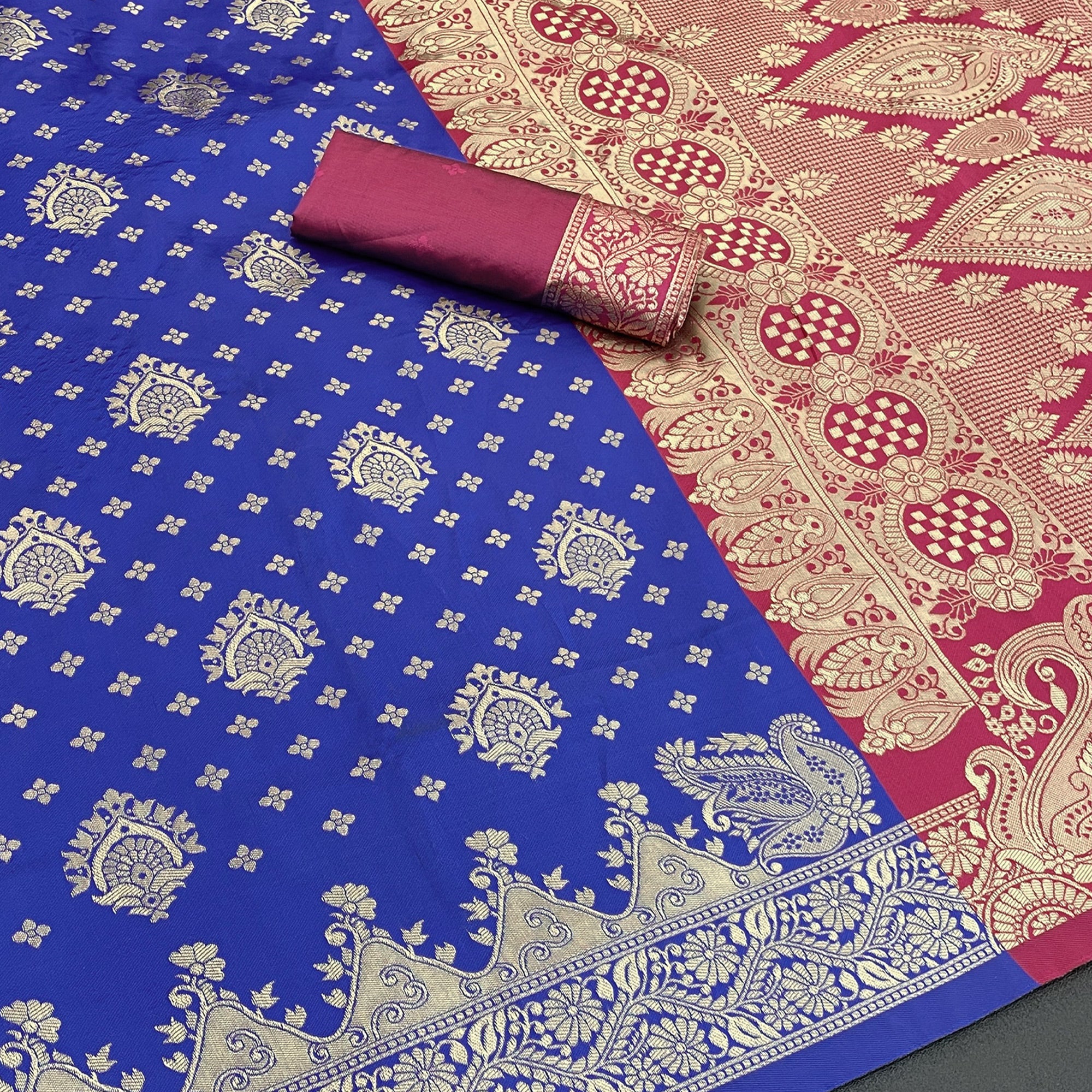 Classic Royal Blue & Pink Silk Banarasi Saree Showcasing Delicate Floral Zari Weaving - Image 2