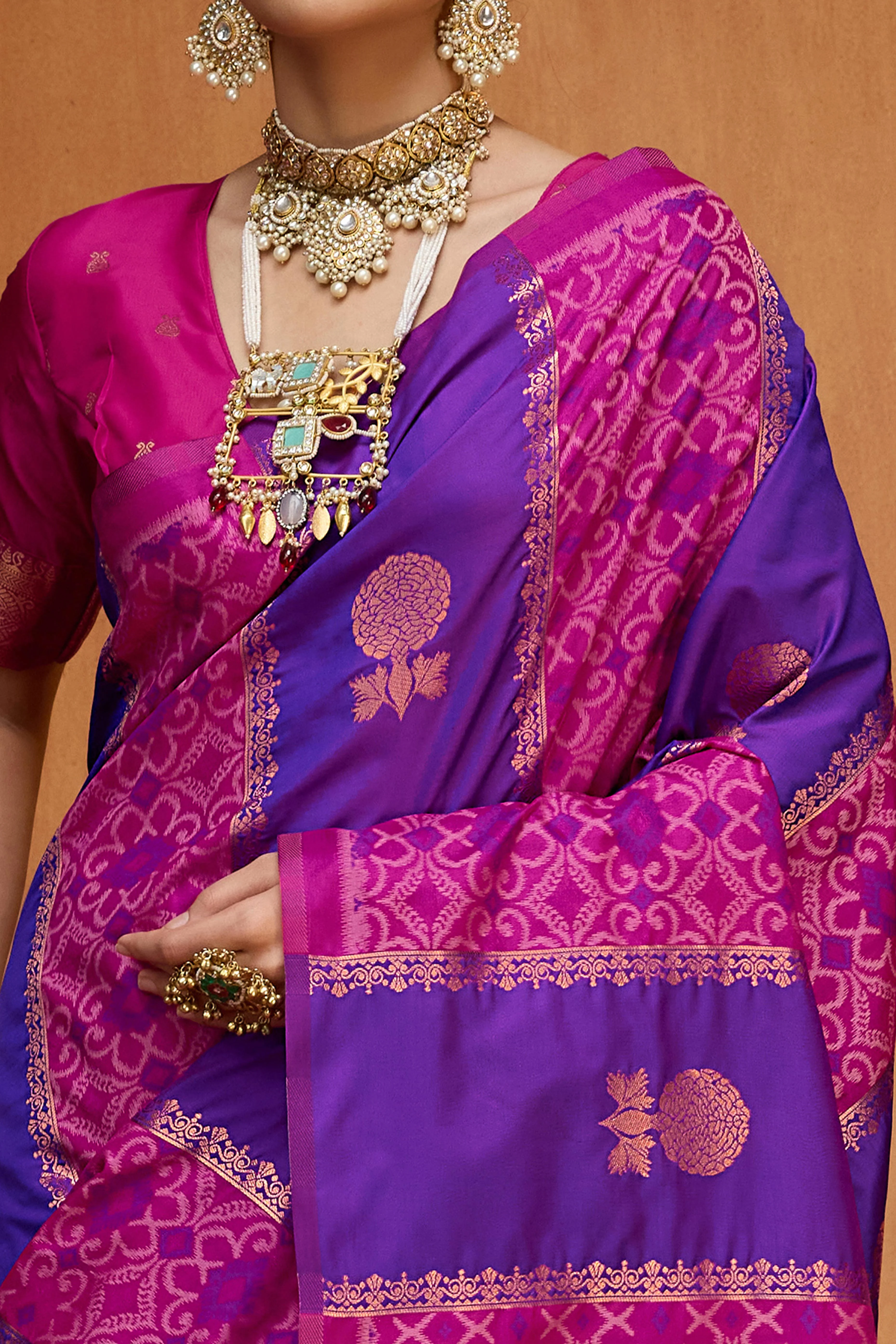 Classic Royal Purple Floral Handloom Weaving Art Silk Saree With Statement Tassel Pallu - Image 2
