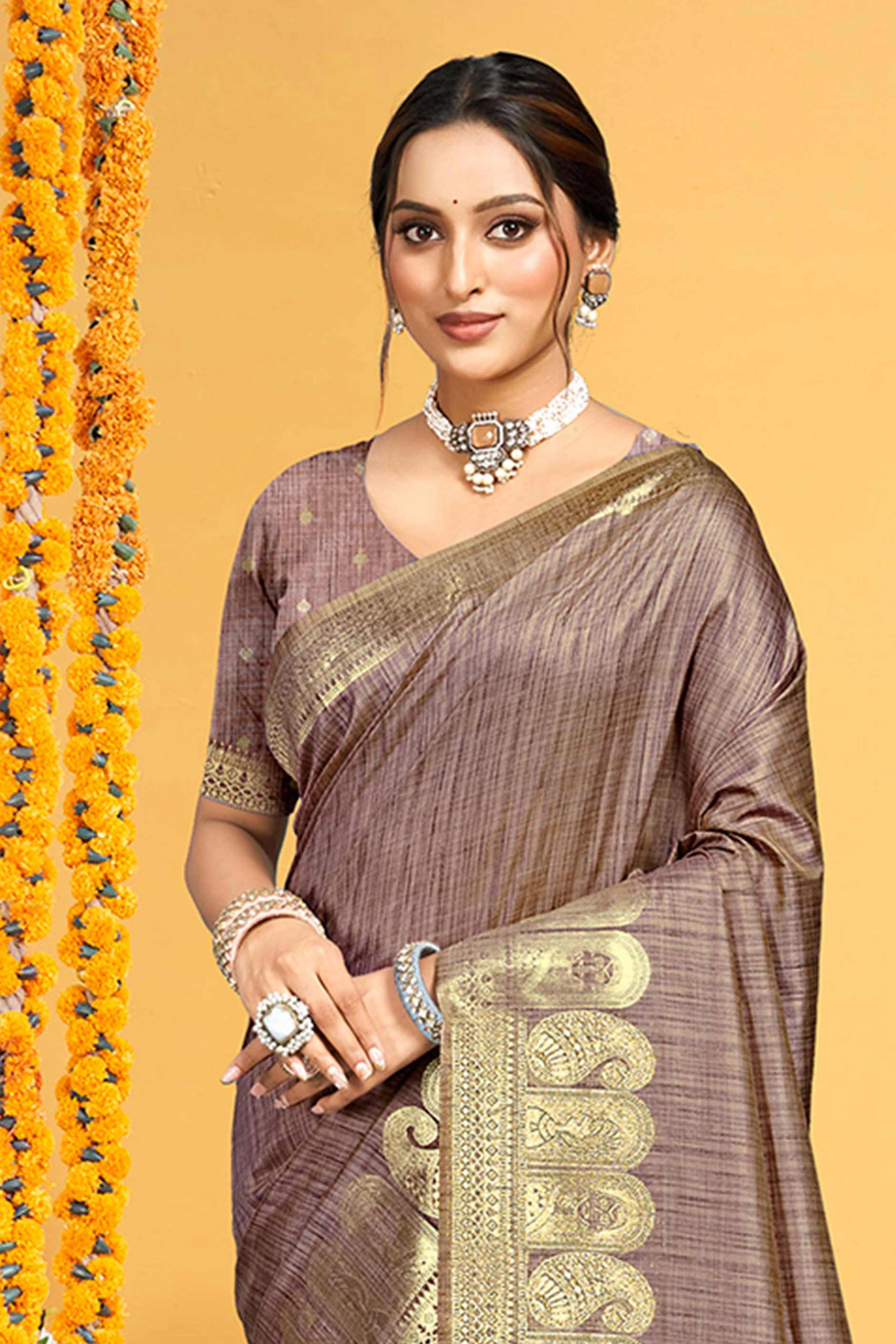 Classic Wine Floral & Paisley Design Weaving Assam Silk Blend Saree With Tassel Pallu - Image 3