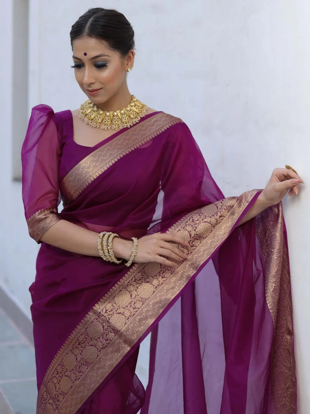 Classic Wine Solid Organza Saree Featuring Floral Golden Zari Weaving Border - Image 3
