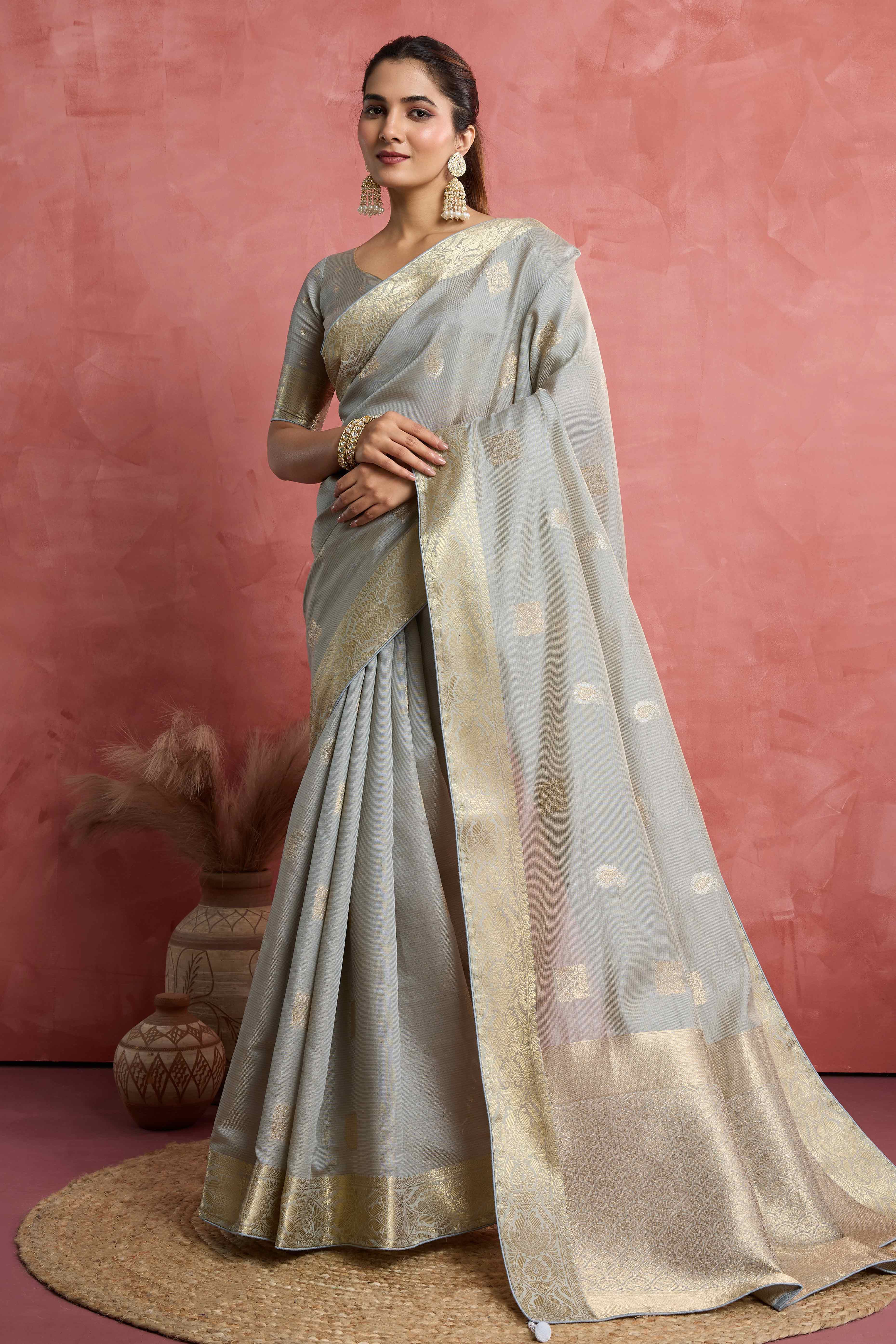 Contemporary Grey Silk Blend Saree Flaunting Alternate Buttas With Piping & Tassel Accents - Image 3