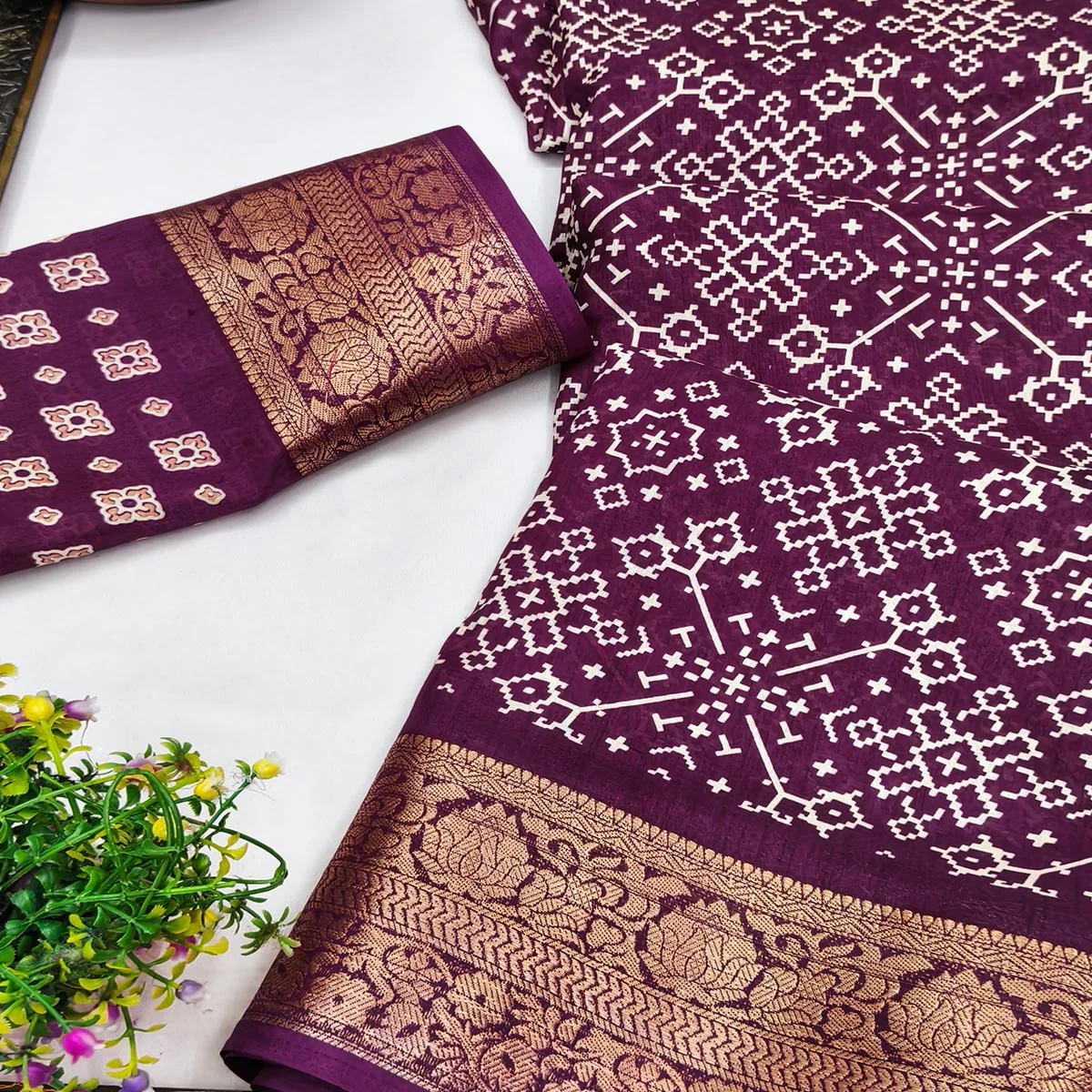 Contemporary Purple Geometric Mill Printed Dola Silk Saree With Ornate Floral Zari Border - Image 2