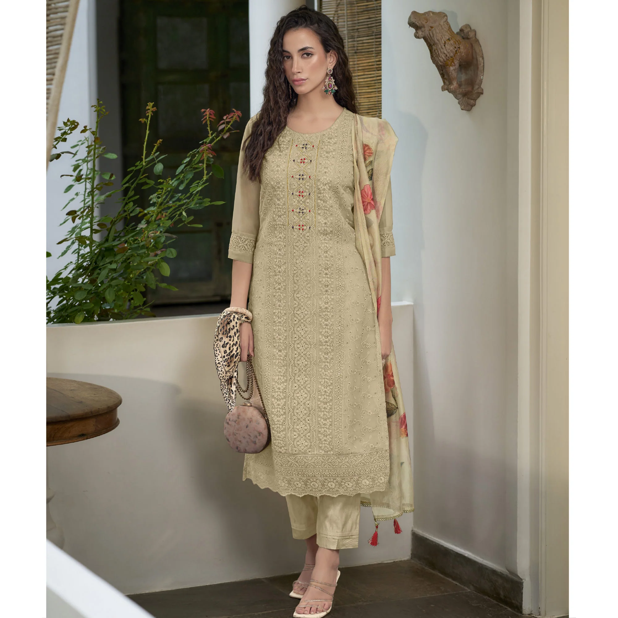 Cream Chikankari With Handwork Organza Salwar Suit - Image 4