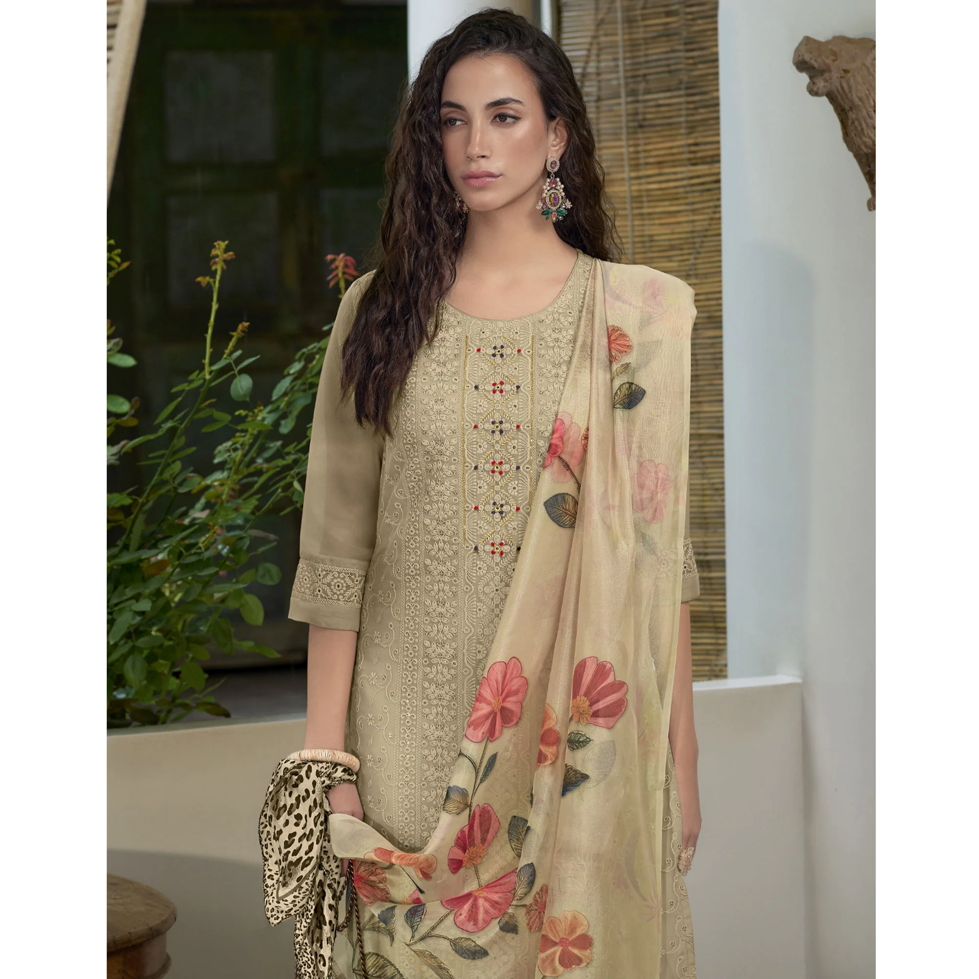 Cream Chikankari With Handwork Organza Salwar Suit - Image 5
