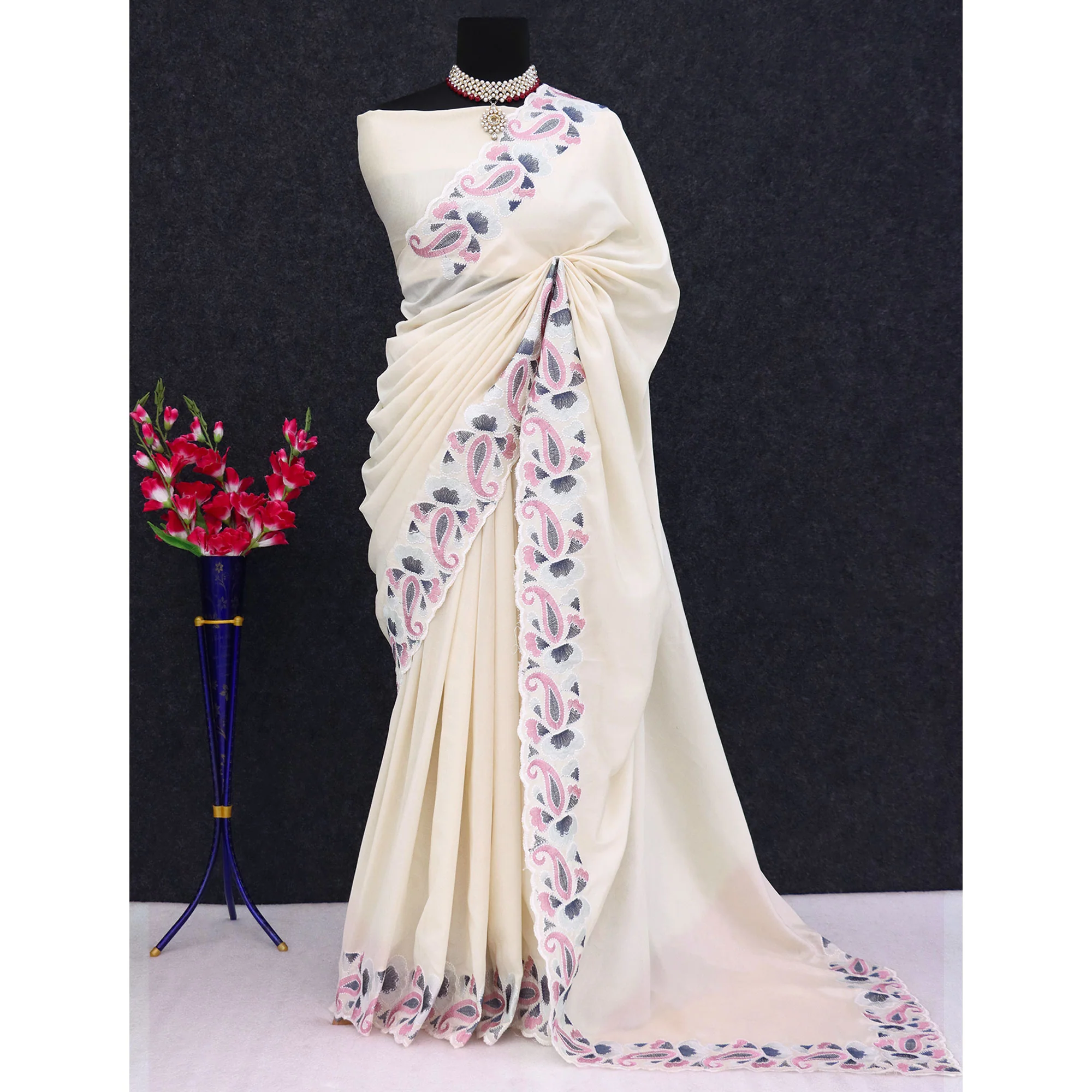 Cream Floral Embroidered Vichitra Silk Saree - Image 6