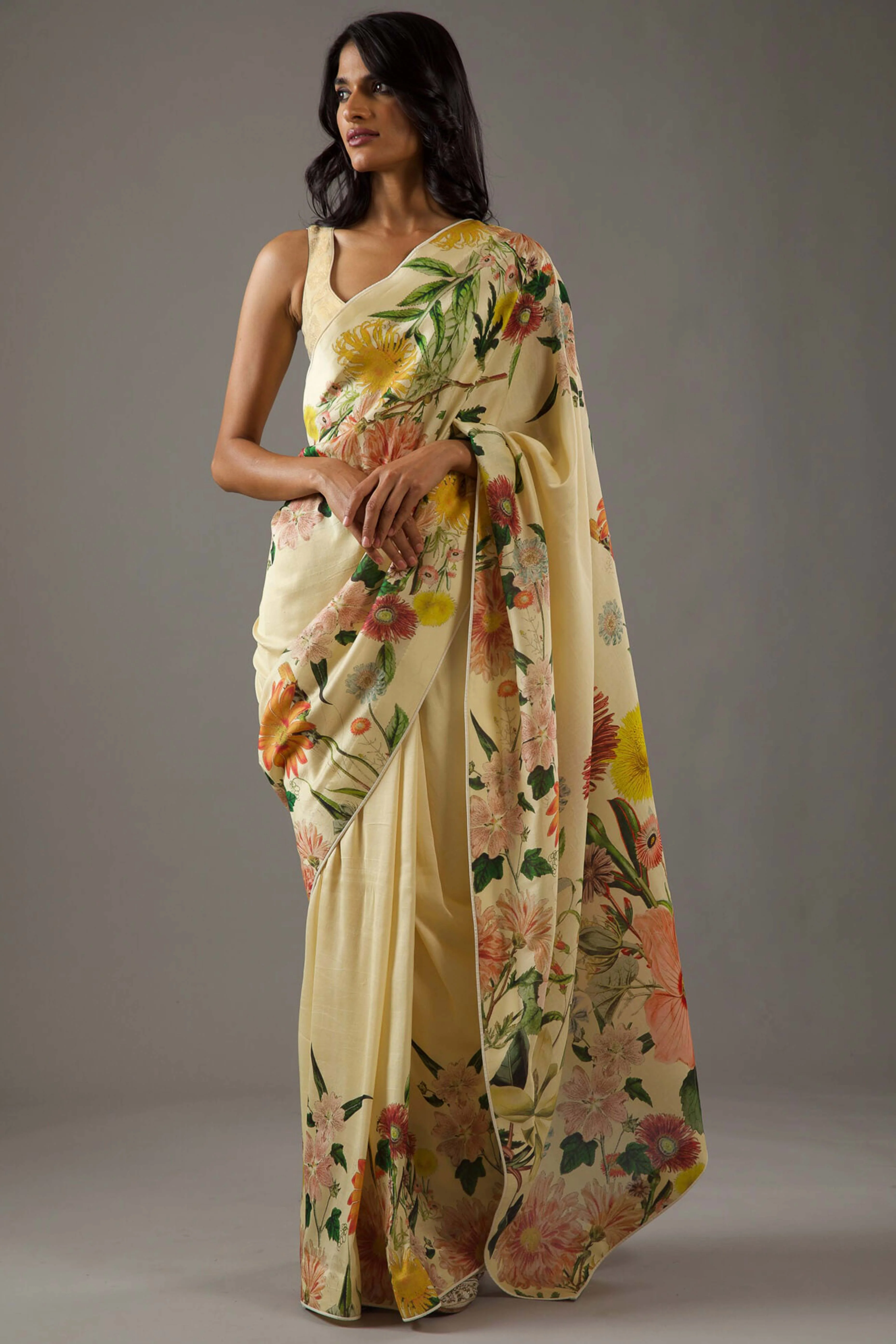 Cream Floral Printed Chiffon Saree - Image 4