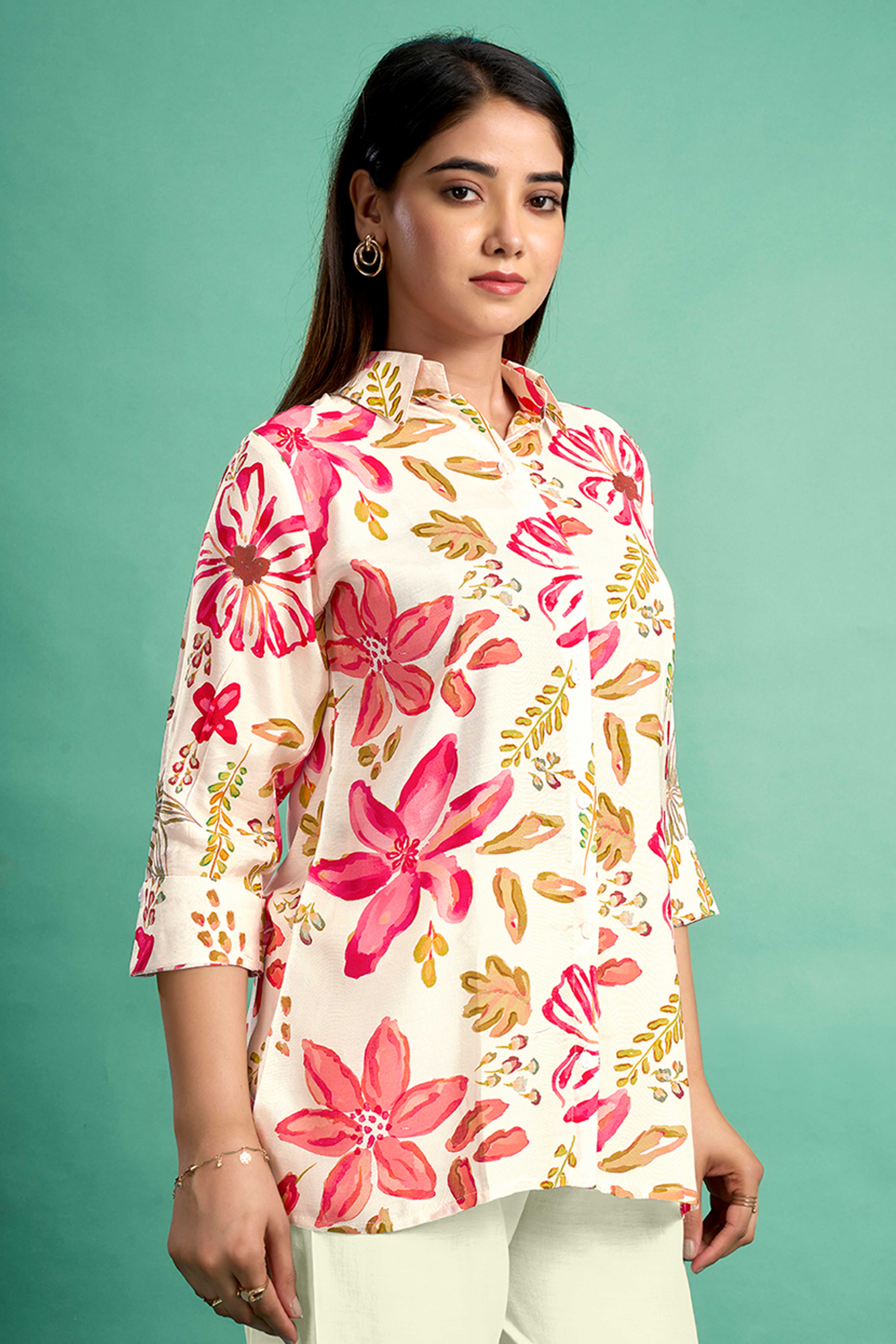 Cream & Pink Floral Printed Muslin Straight Top - Image 3