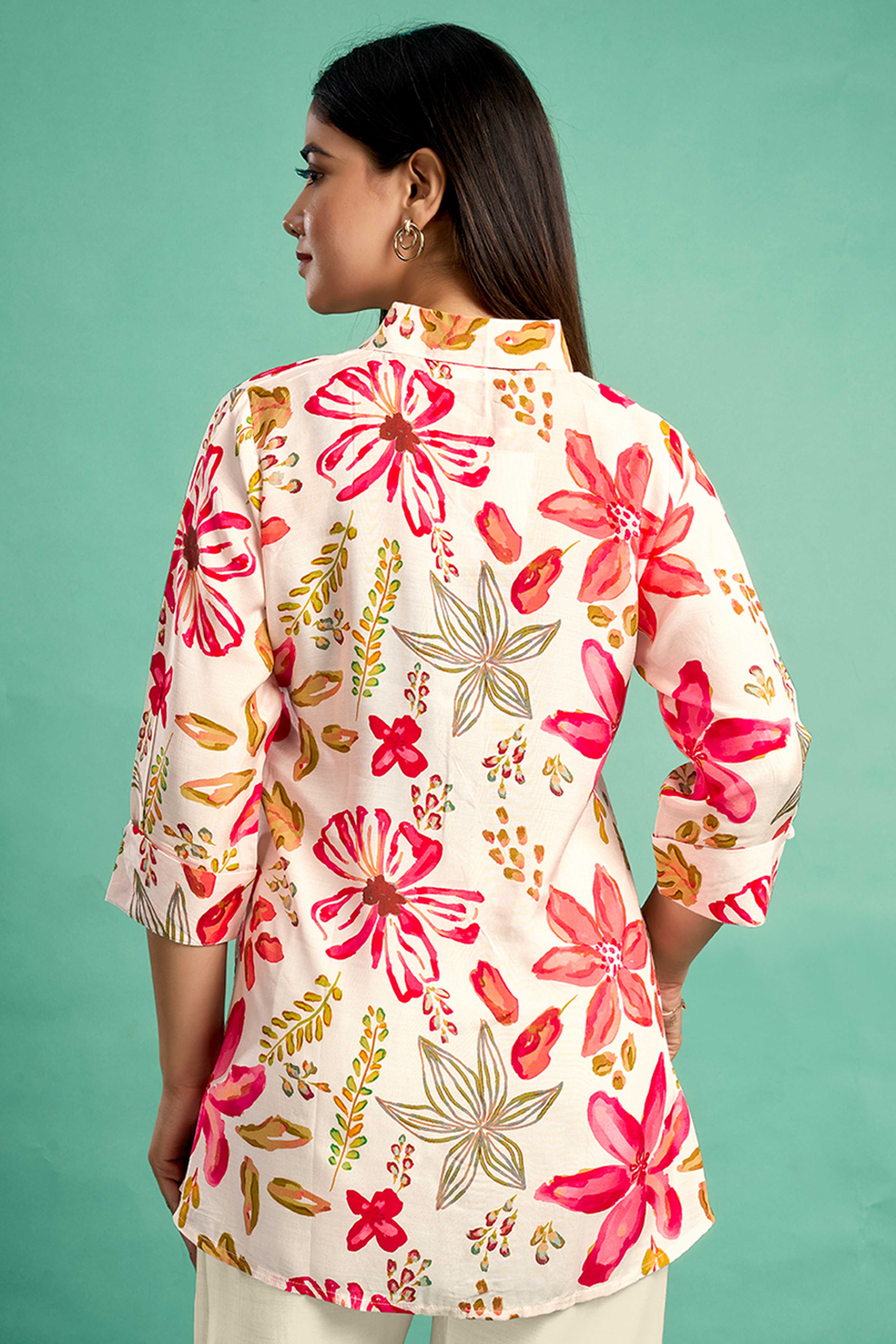 Cream & Pink Floral Printed Muslin Straight Top - Image 5