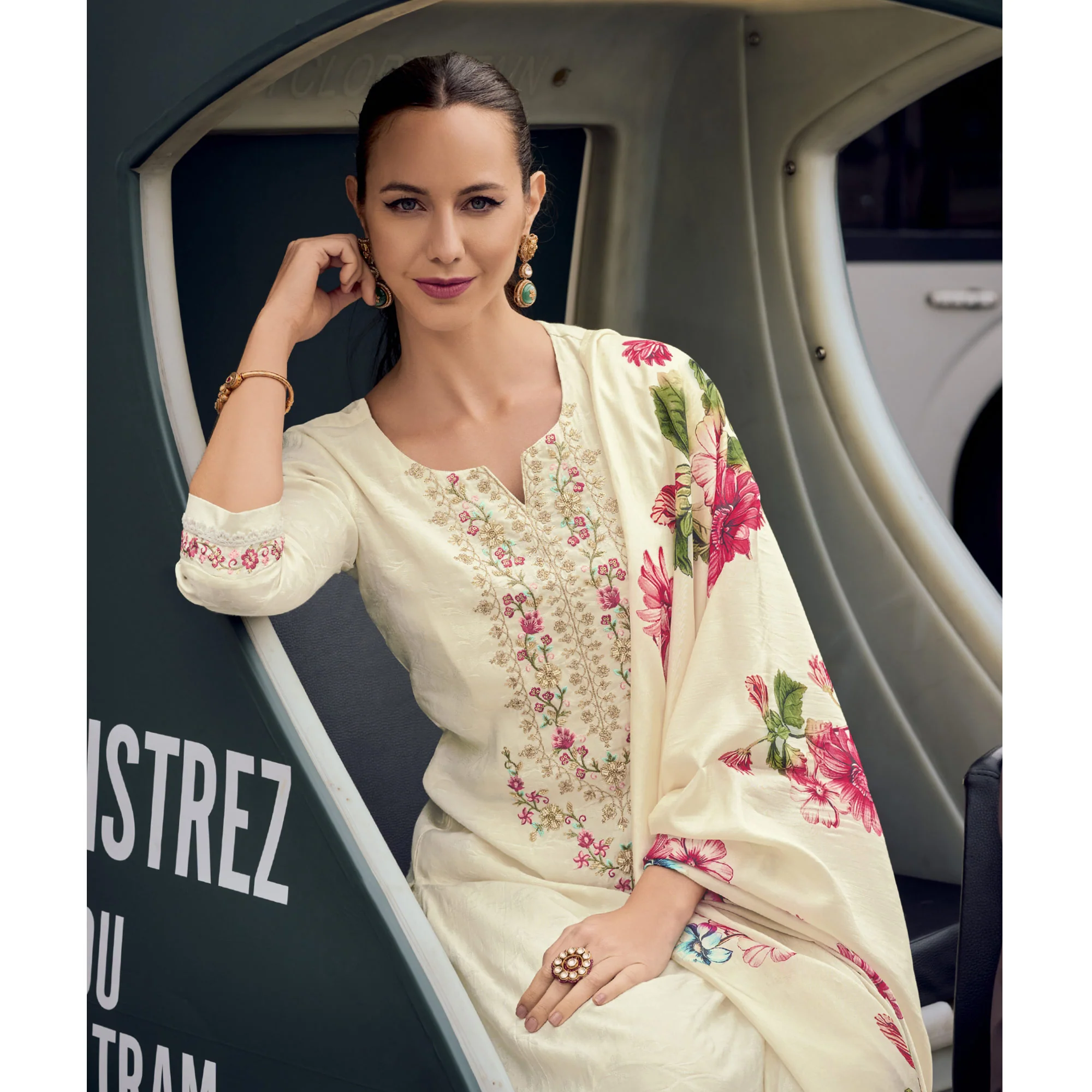 Cream Floral Sequins Embroidery With Handwork Viscose Salwar Suit - Image 6