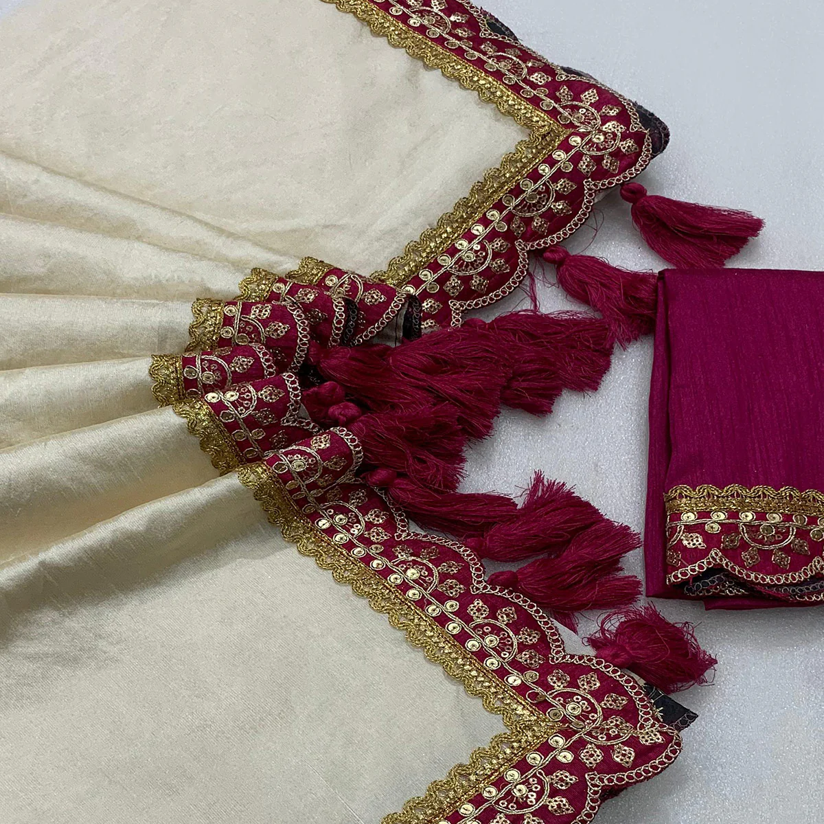 Cream & Rani Pink Solid Art Silk Saree With Sequins Embroidered Border - Image 2