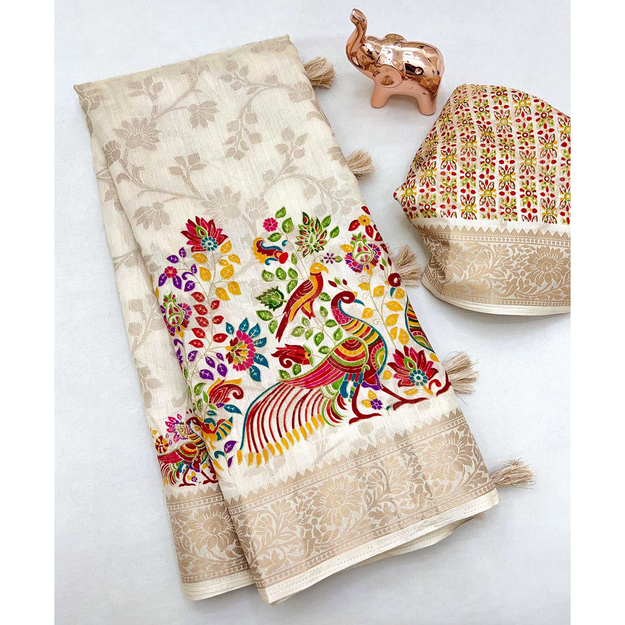 Cream Tussar Silk Jacquard Saree With Intricate Floral Zari Weaving & Tassel Border - Image 5