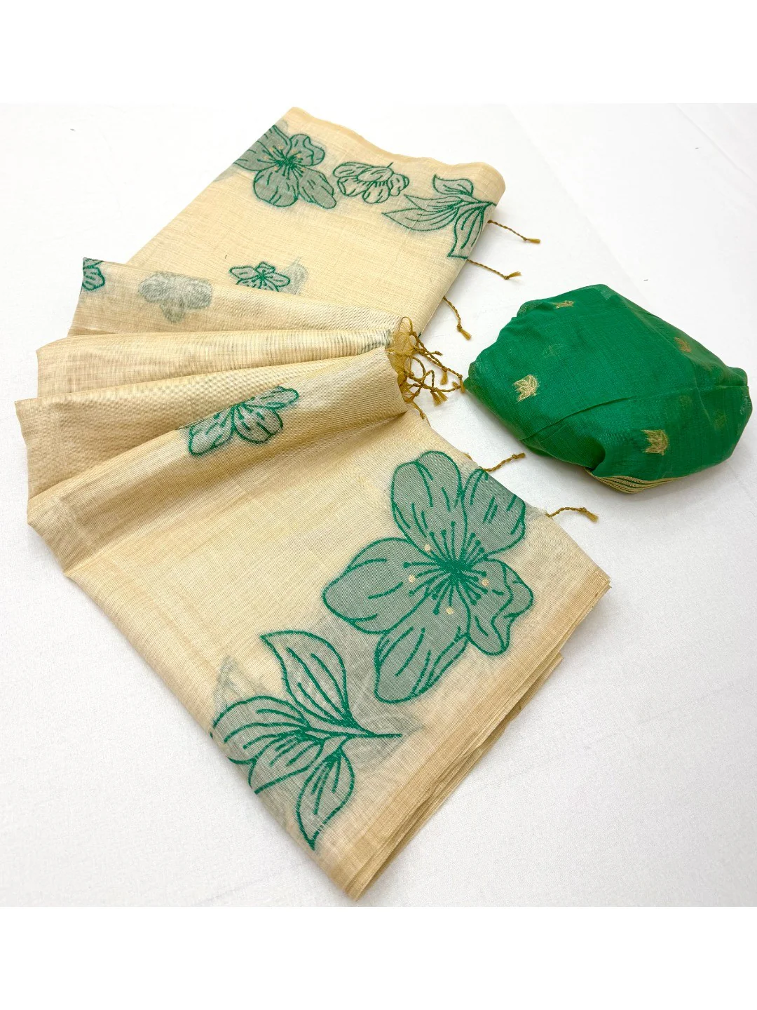 Cream Saree with Green Floral Weaving Pure Cotton Traditional Elegant Style - Image 3