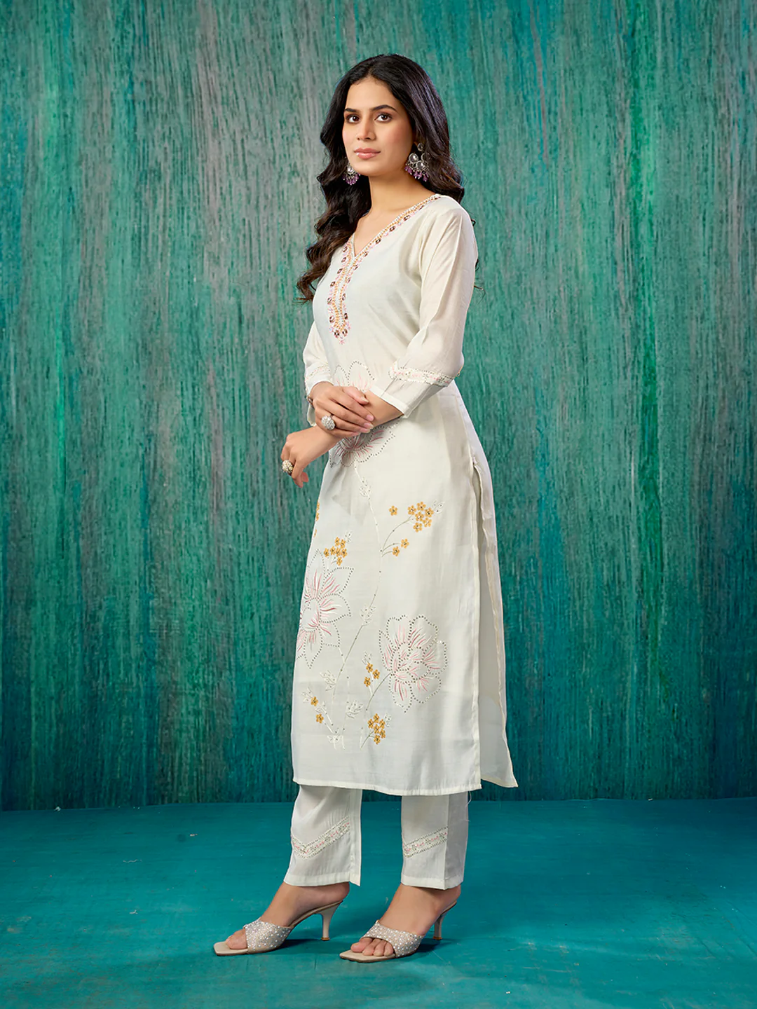 Cream Sequins Embroidered Chanderi Silk Straight Salwar Suit - Image 4